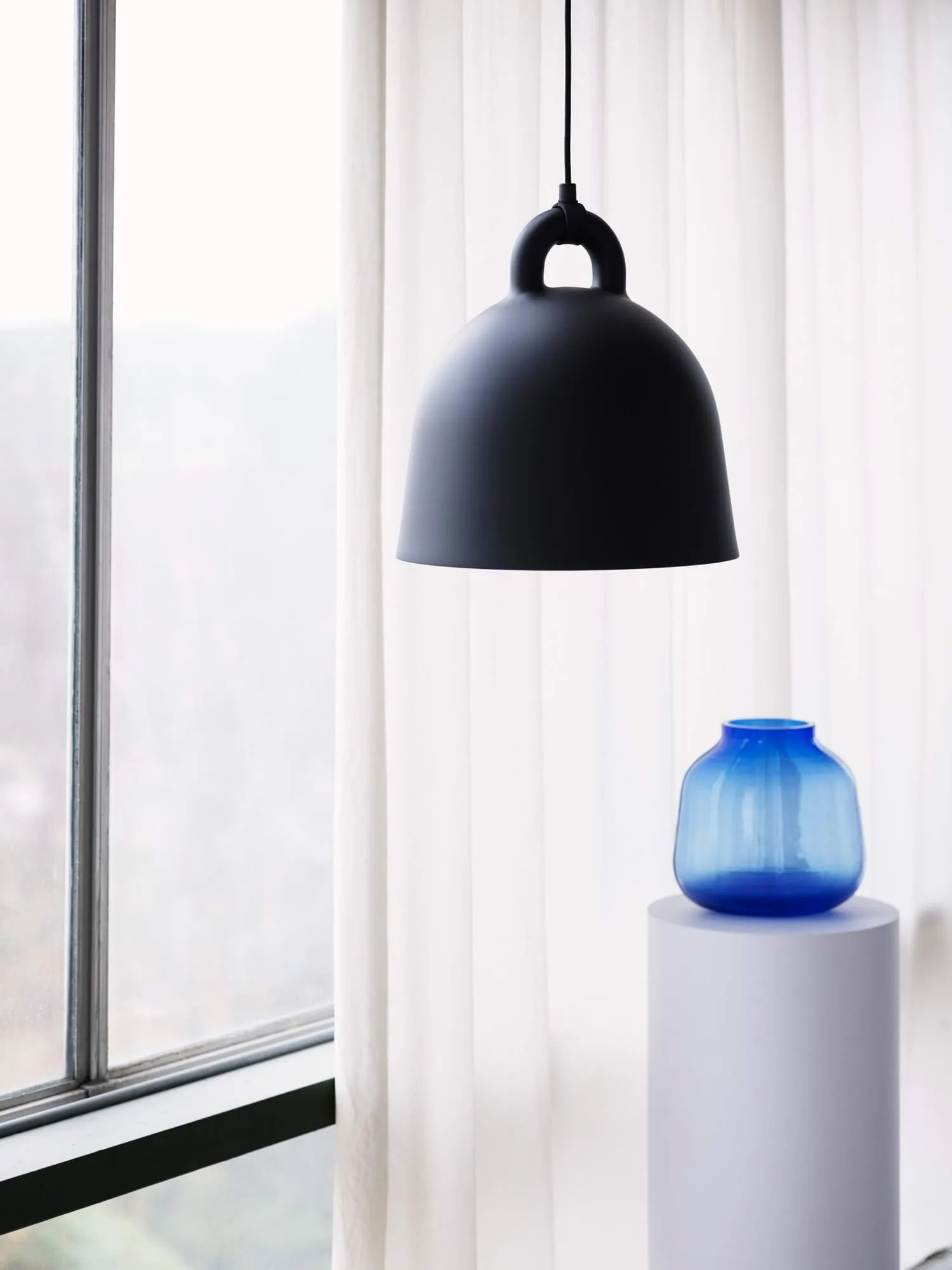 Bell lampa svart, Medium Normann Copenhagen