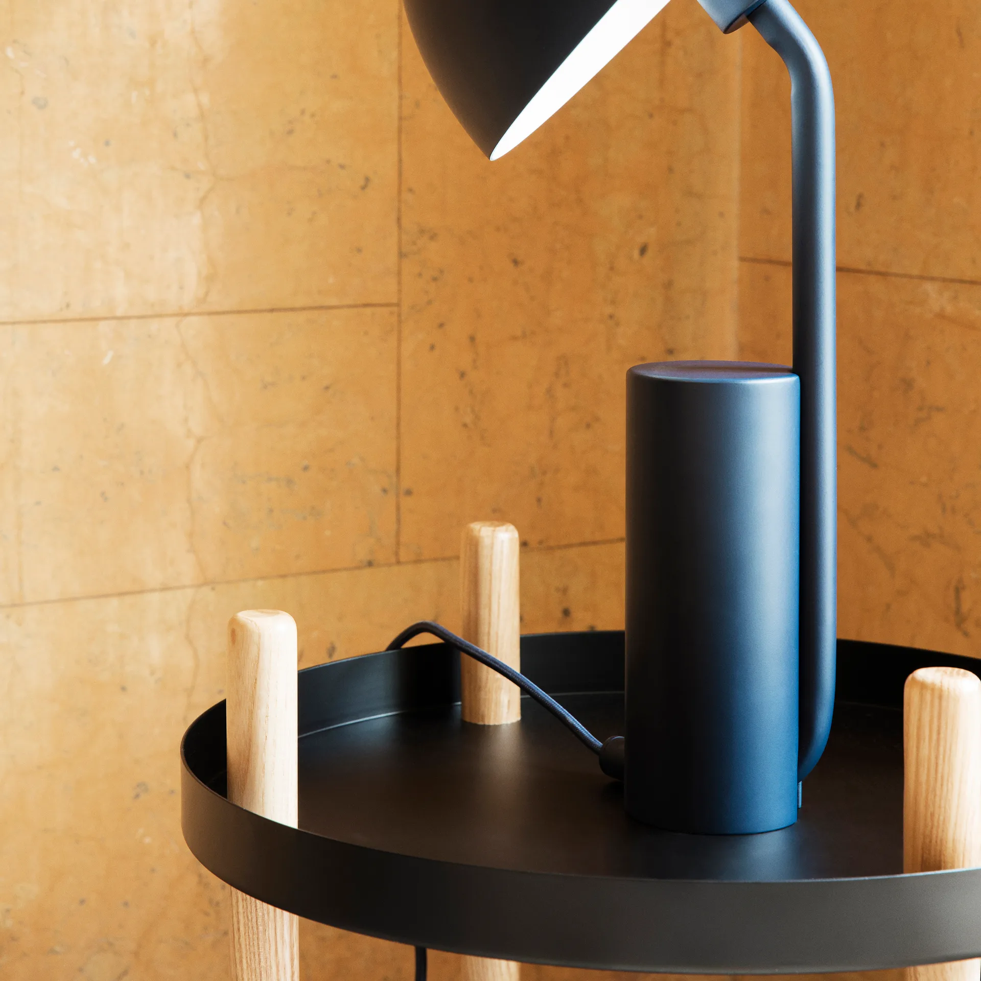 Block bord Ø45 cm, Svart Normann Copenhagen