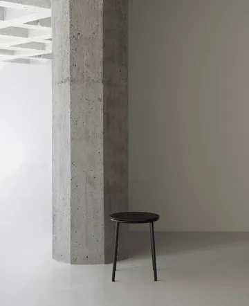 Circa pall 45 cm - Ek - Normann Copenhagen