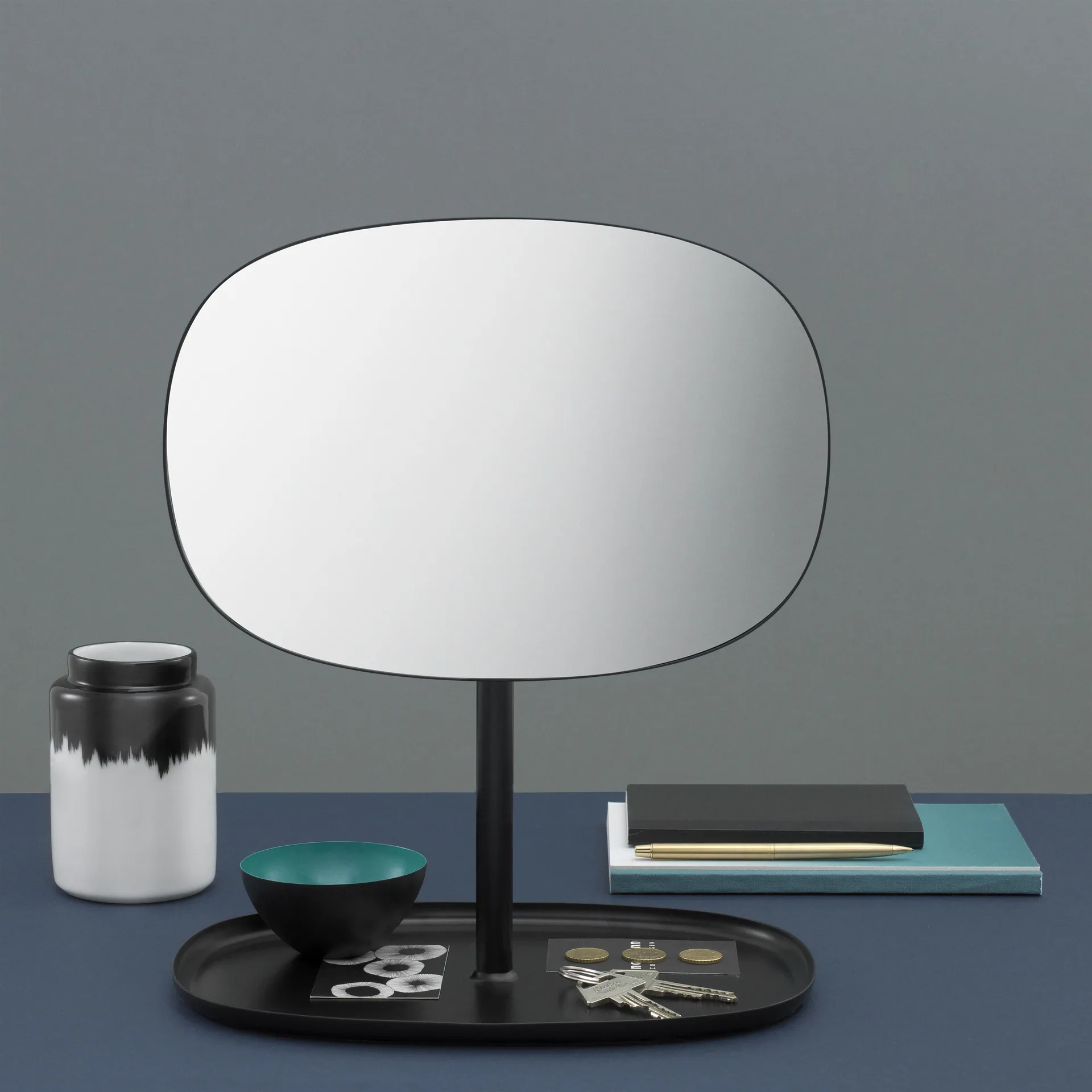 Flip spegel, svart Normann Copenhagen