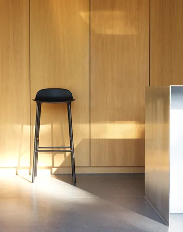 Form Chair barstol metallben, Svart, 2-pack - Normann Copenhagen