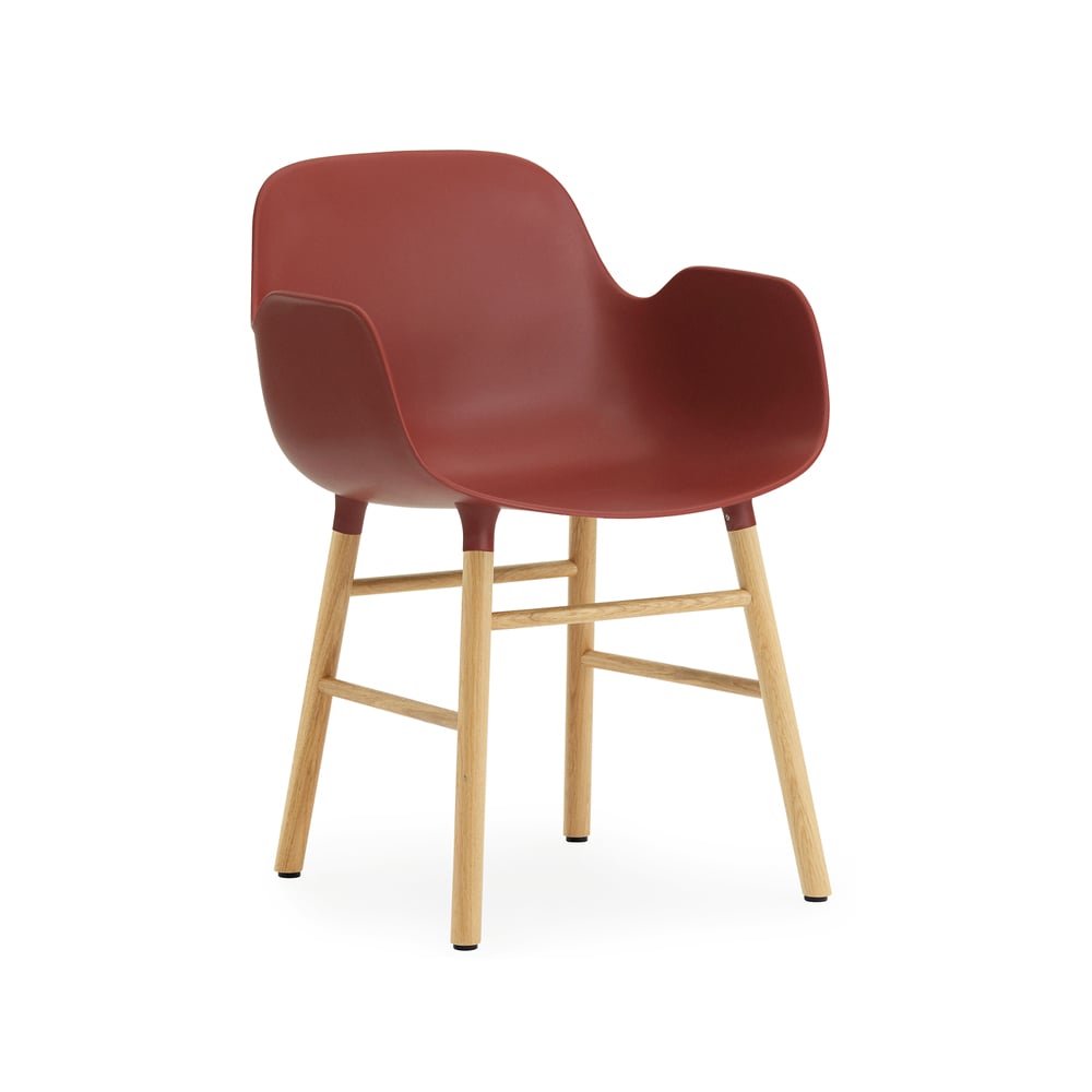 Normann Copenhagen Form karmstol red, ekben | Skandinavisk Design | Stolar | Röd