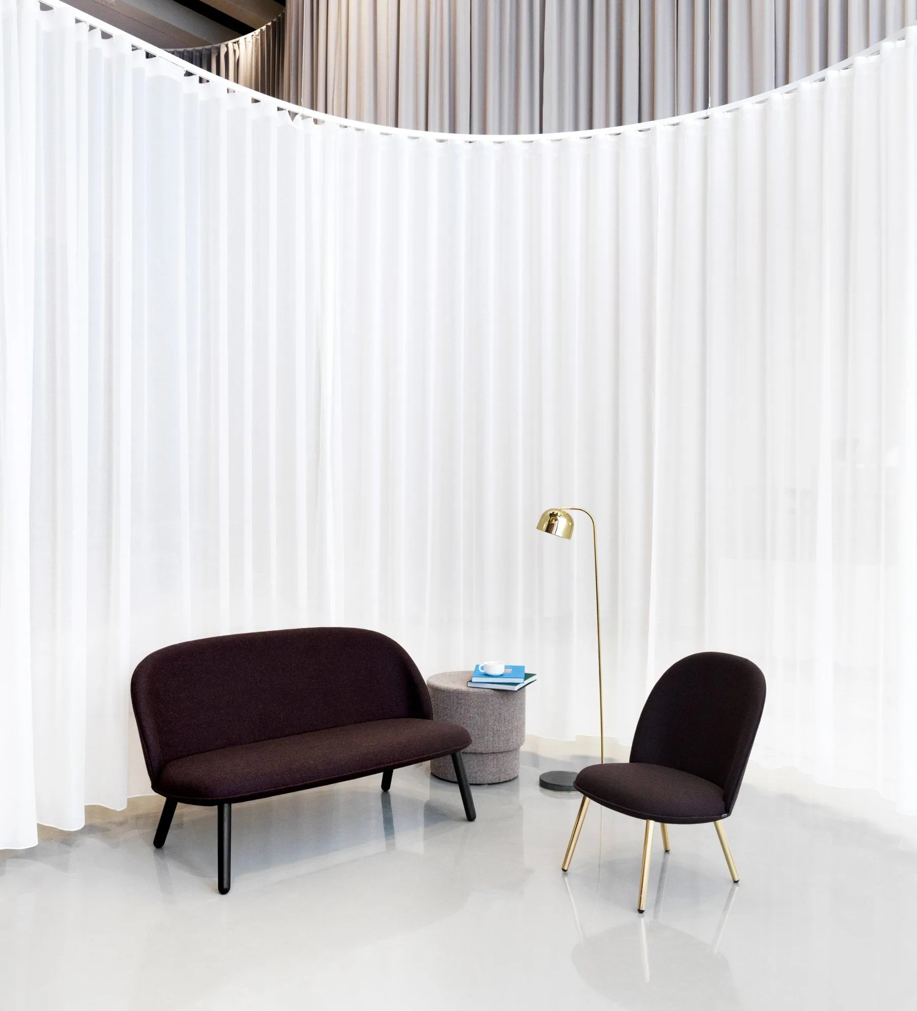 Grant golvlampa, brass Normann Copenhagen