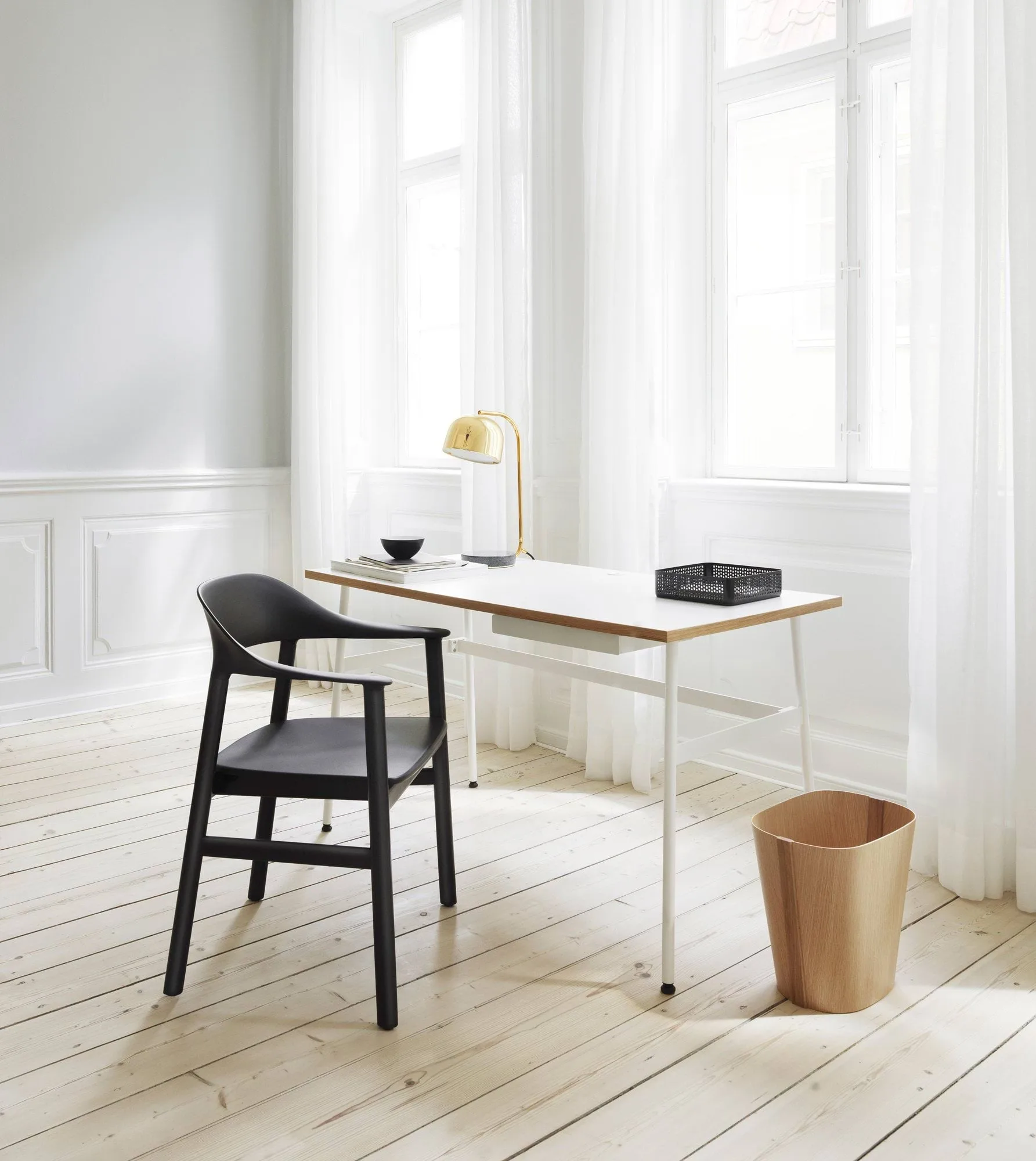 Herit karmstol rökt ek, Sand Normann Copenhagen