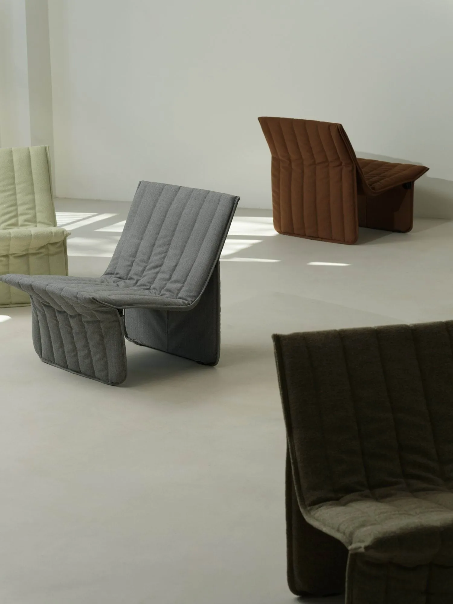 Limit loungestol, Remix 143 grå Normann Copenhagen