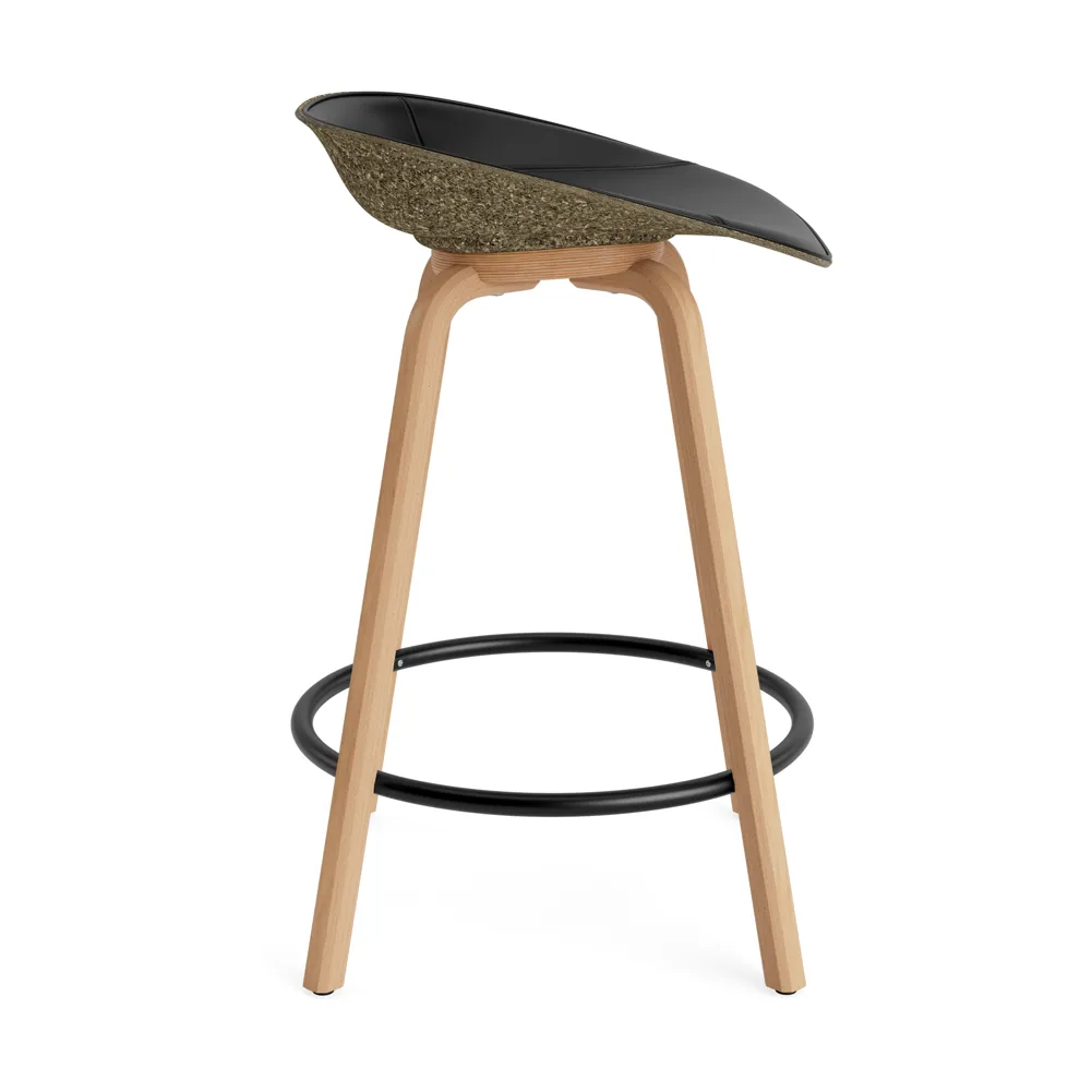 Mat Barstool barpall framsideklädd 65 cm, Ultra 41599-seaweed-beech-black steel Normann Copenhagen