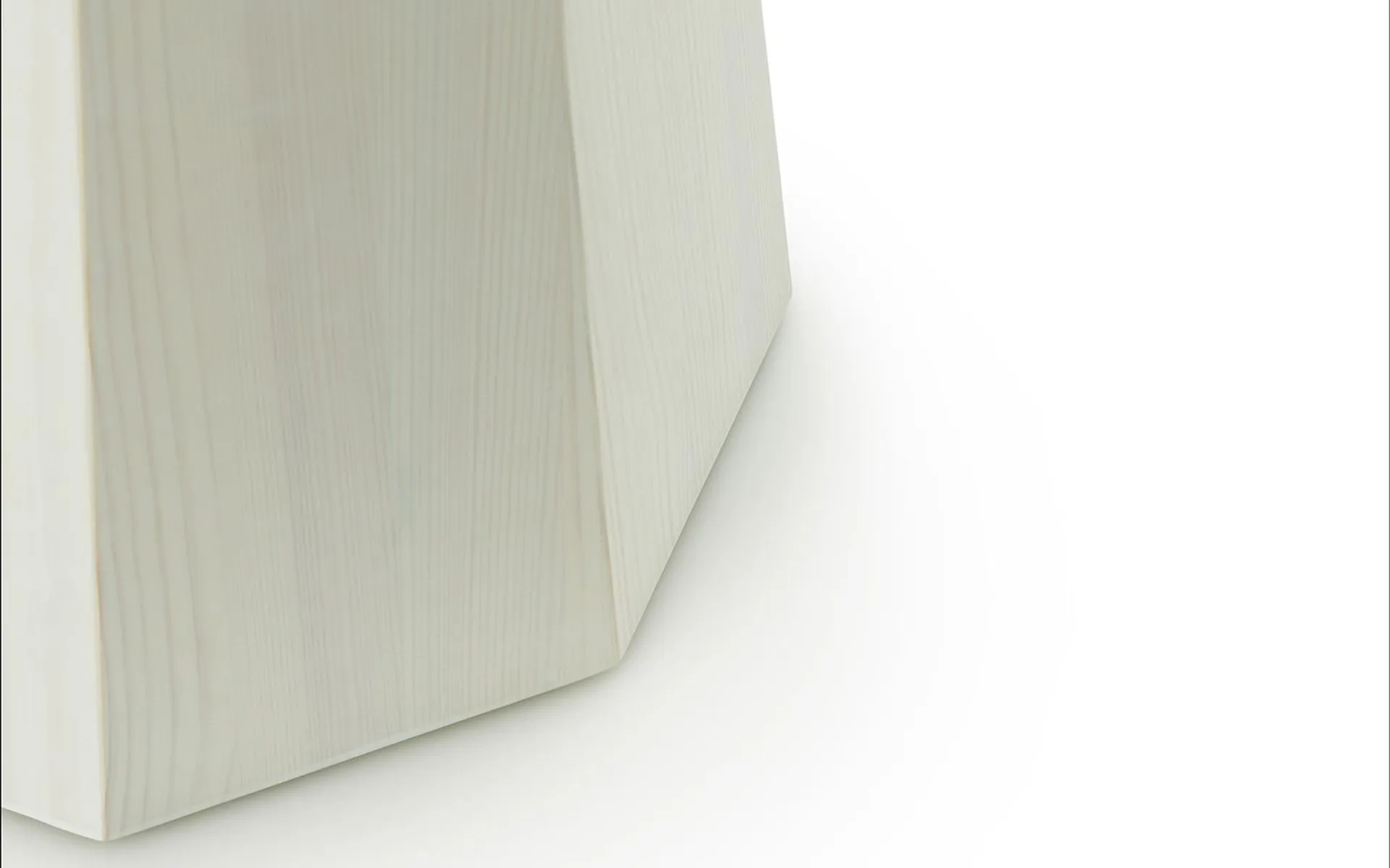 Pine table small sidobord Ø45 cm H:40,6 cm, Light Green Normann Copenhagen