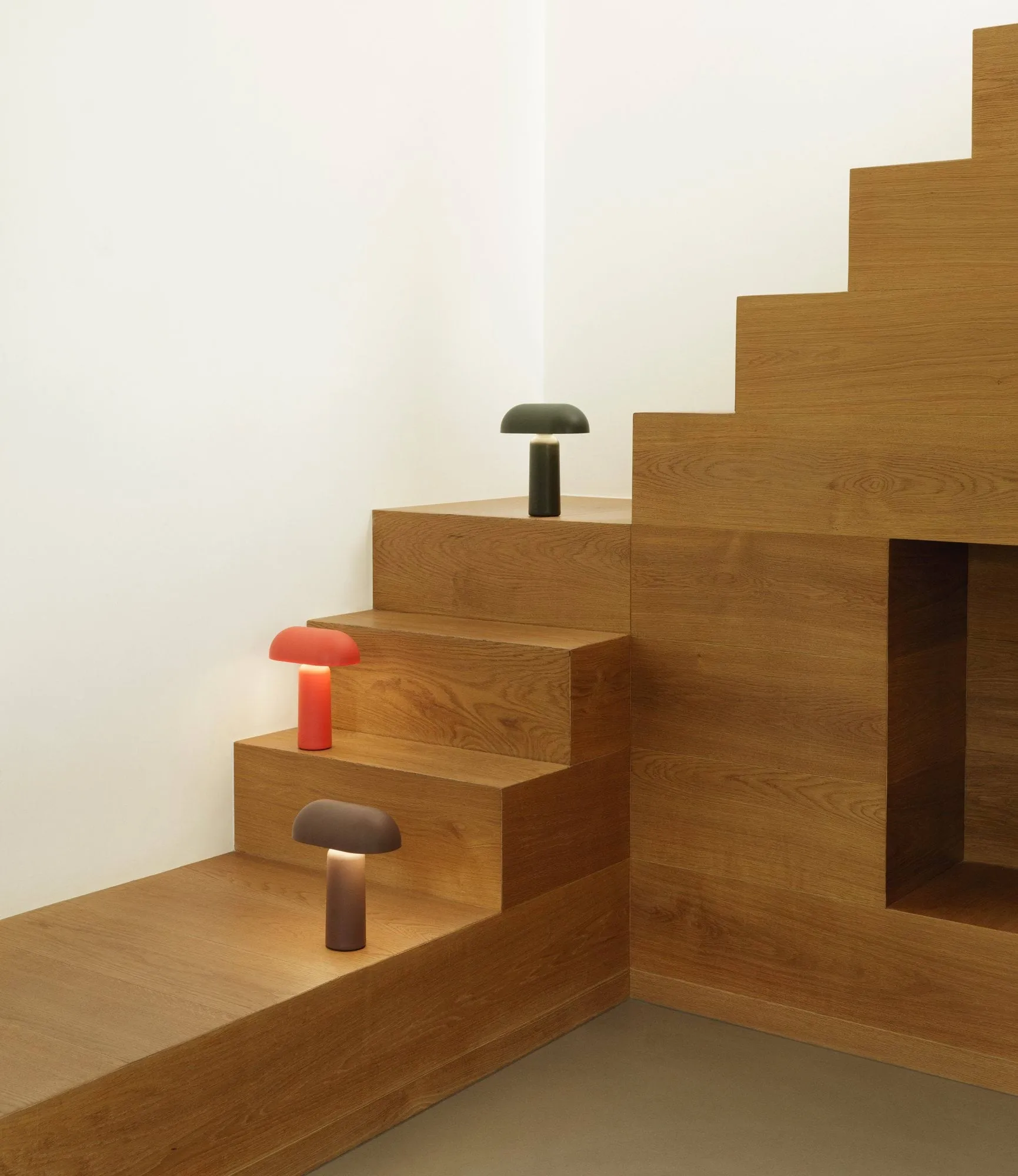 Porta bordslampa, Brown Normann Copenhagen