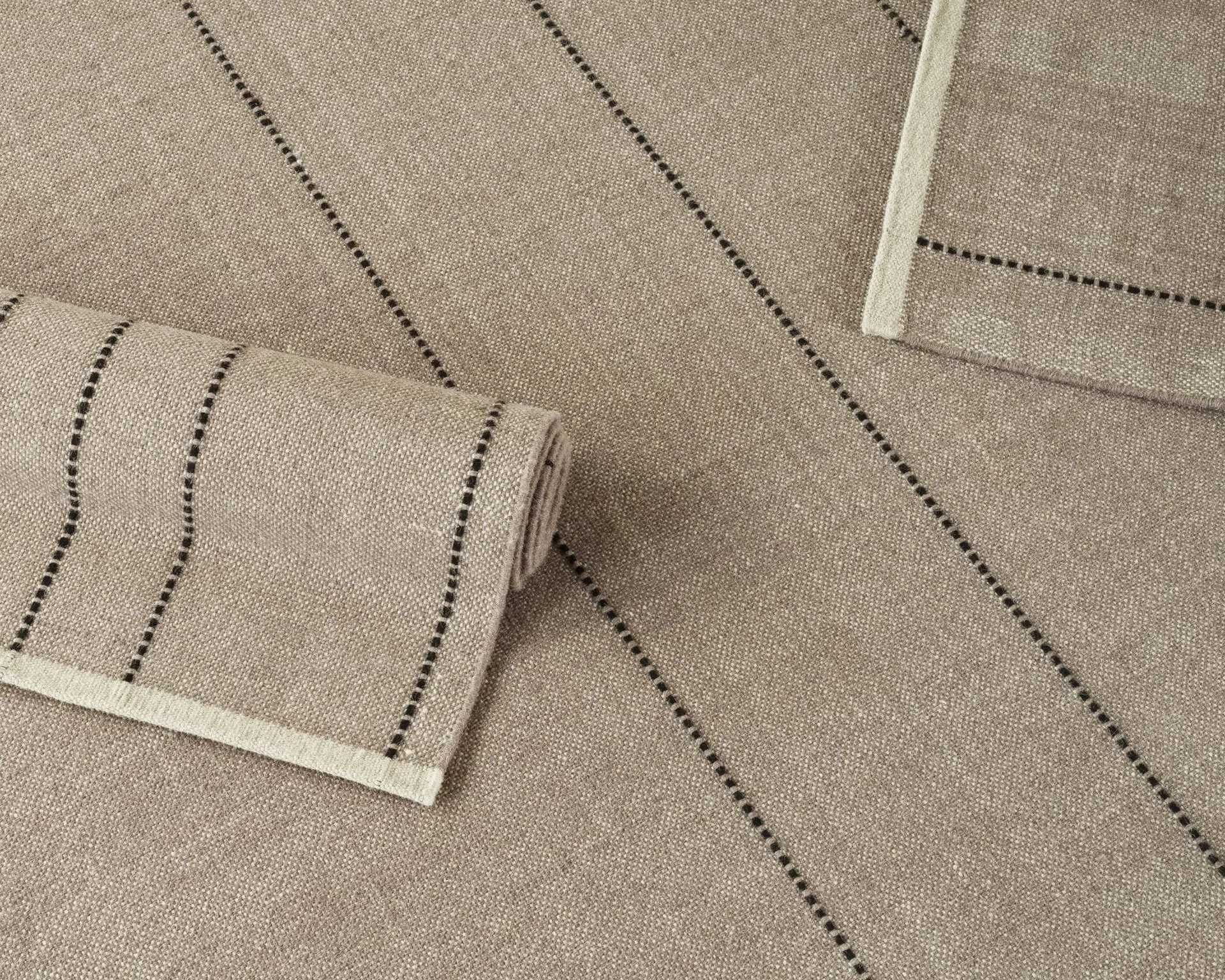Seam matta, Grey tones, 200x300 cm Normann Copenhagen