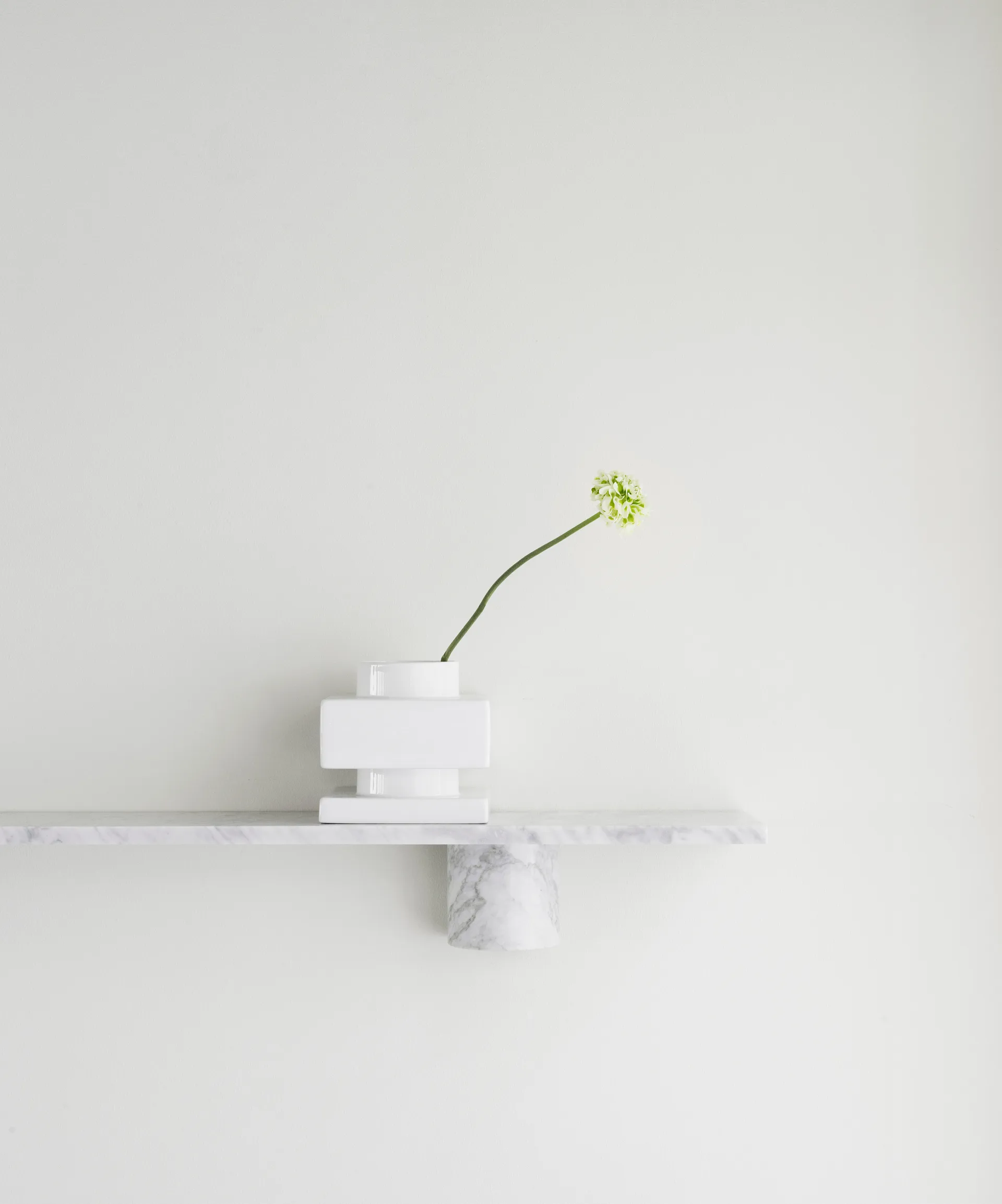 Sten Shelf hylla 80 cm, White marble Normann Copenhagen