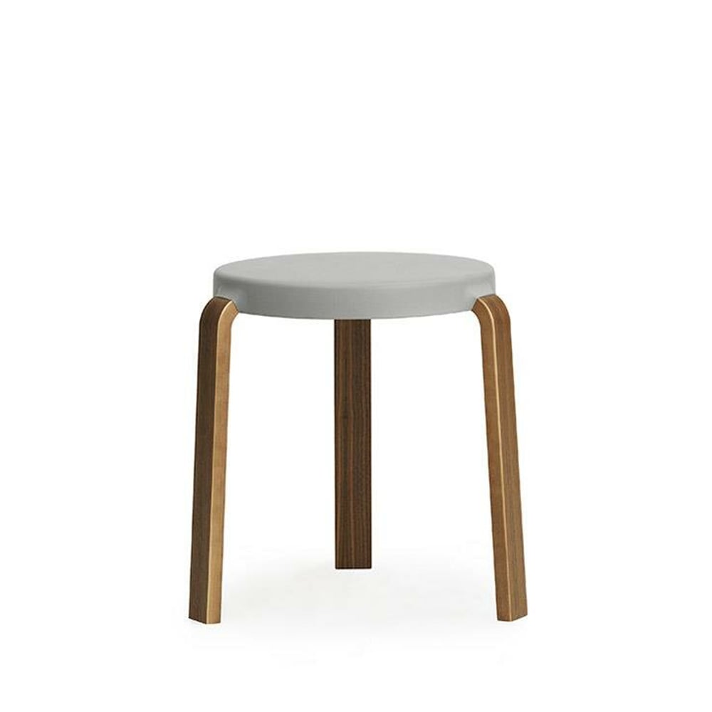 Normann Copenhagen Tap pall grey, valnötsben | Skandinavisk Design | Pallar | Grå
