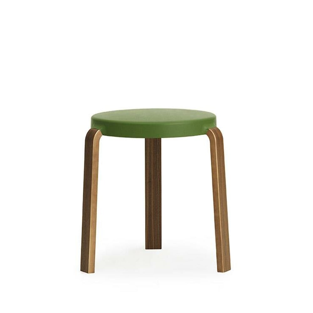 Normann Copenhagen Tap pall olive, valnötsben | Skandinavisk Design | Pallar | Grön