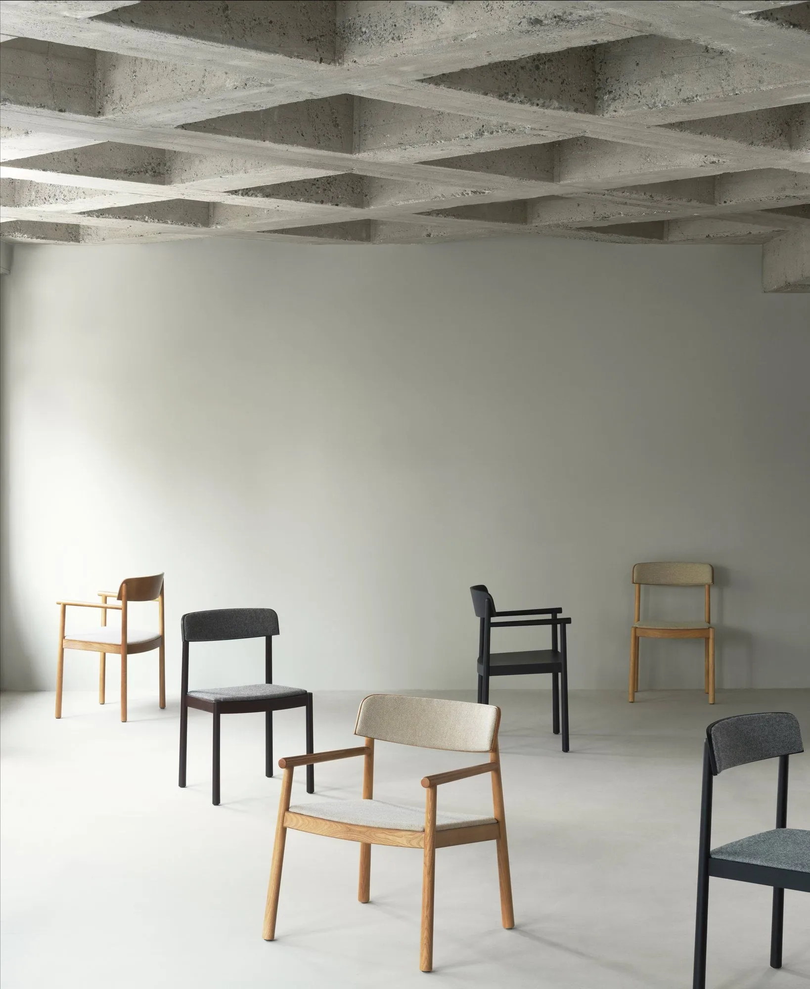 Timb stol, Brown ash-Hallingdal 368 Normann Copenhagen