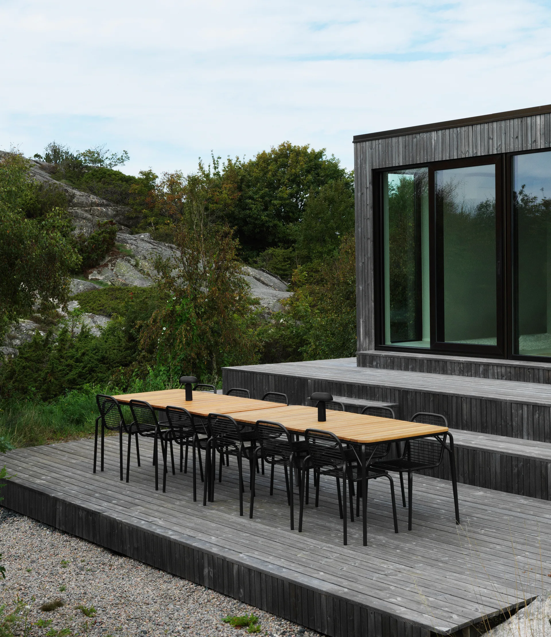 Vig Robinia matbord 90x200 cm, Black Normann Copenhagen