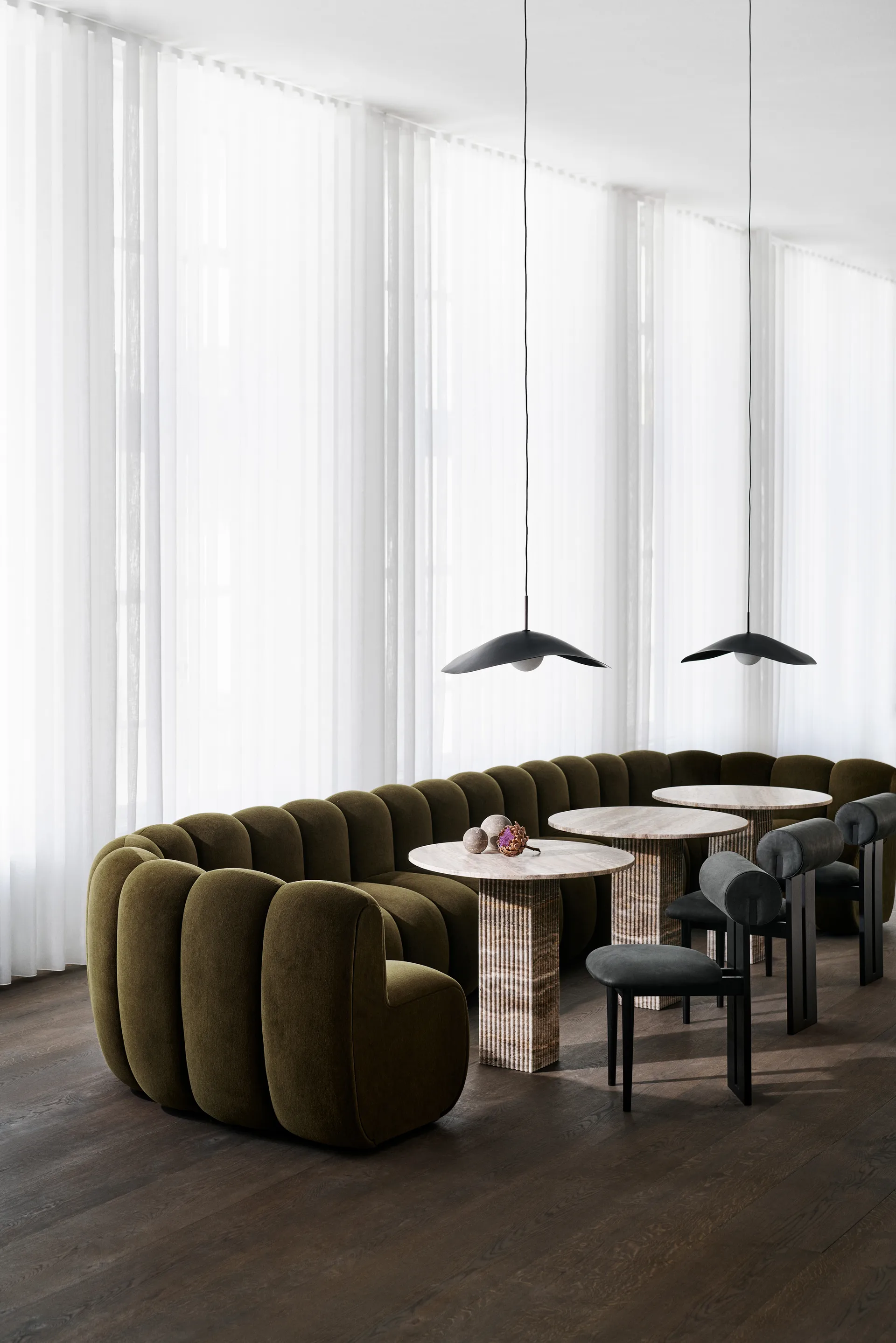 Soho matbord, Silver travertin, Ø80x74 NORR11