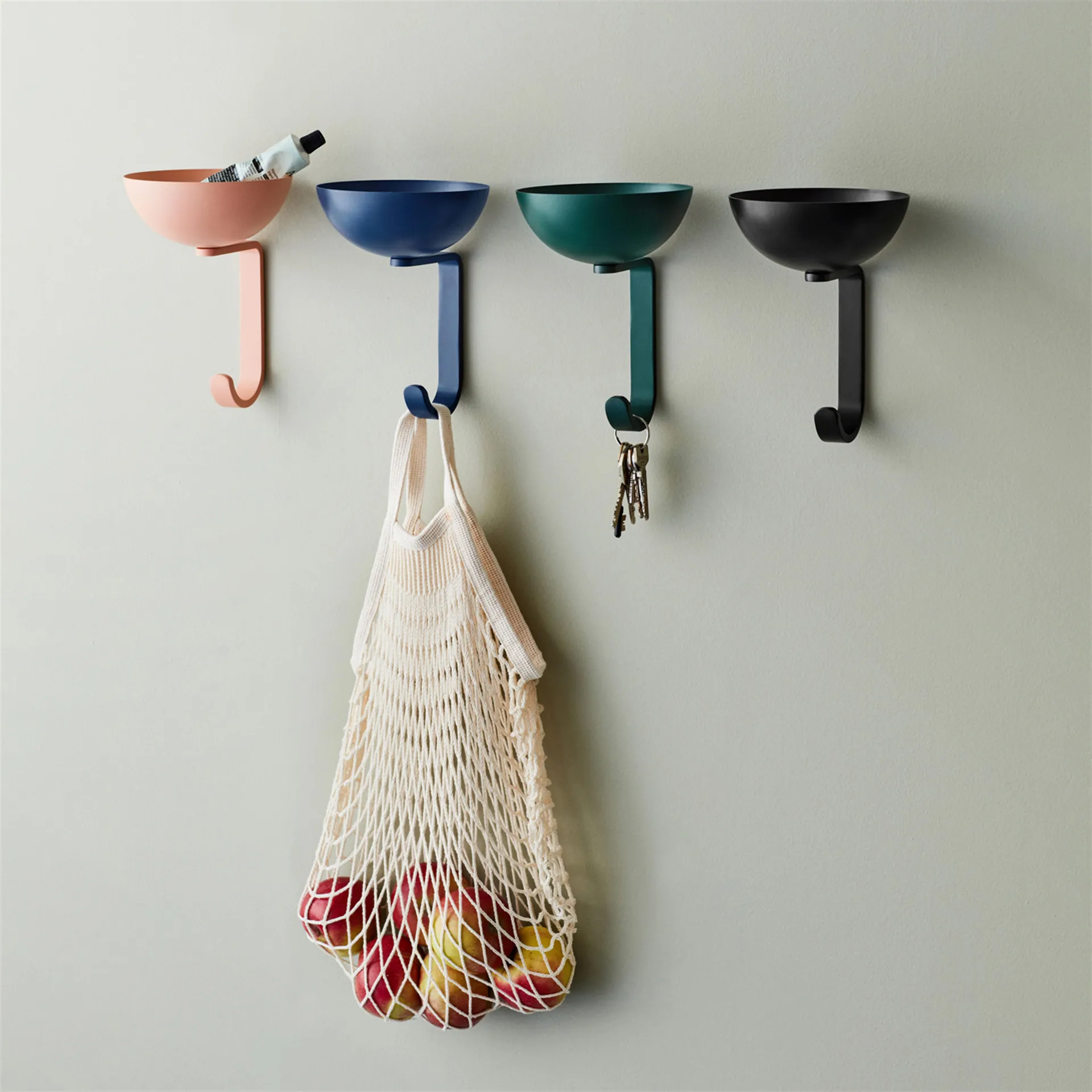 Nest klädhängare, Rosa Northern