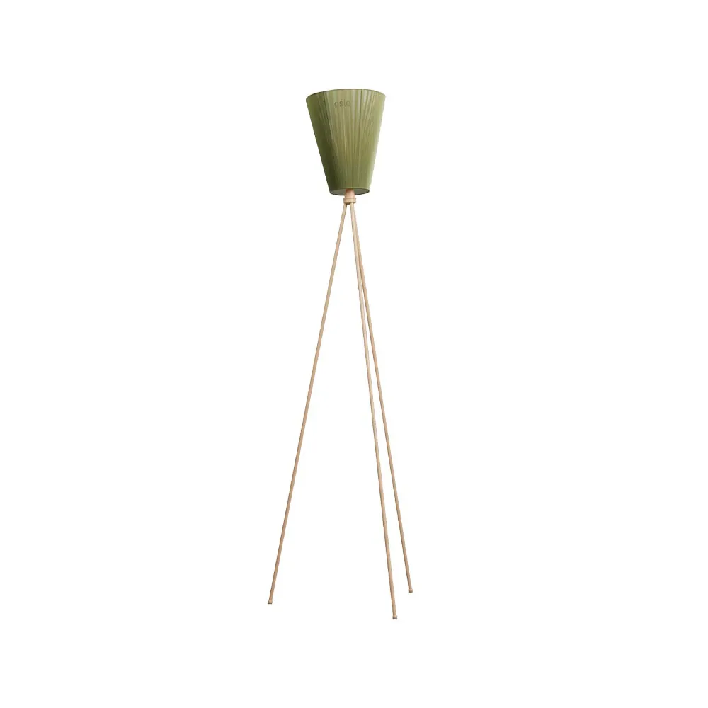 Northern Oslo Wood golvlampa olive green, beige stativ