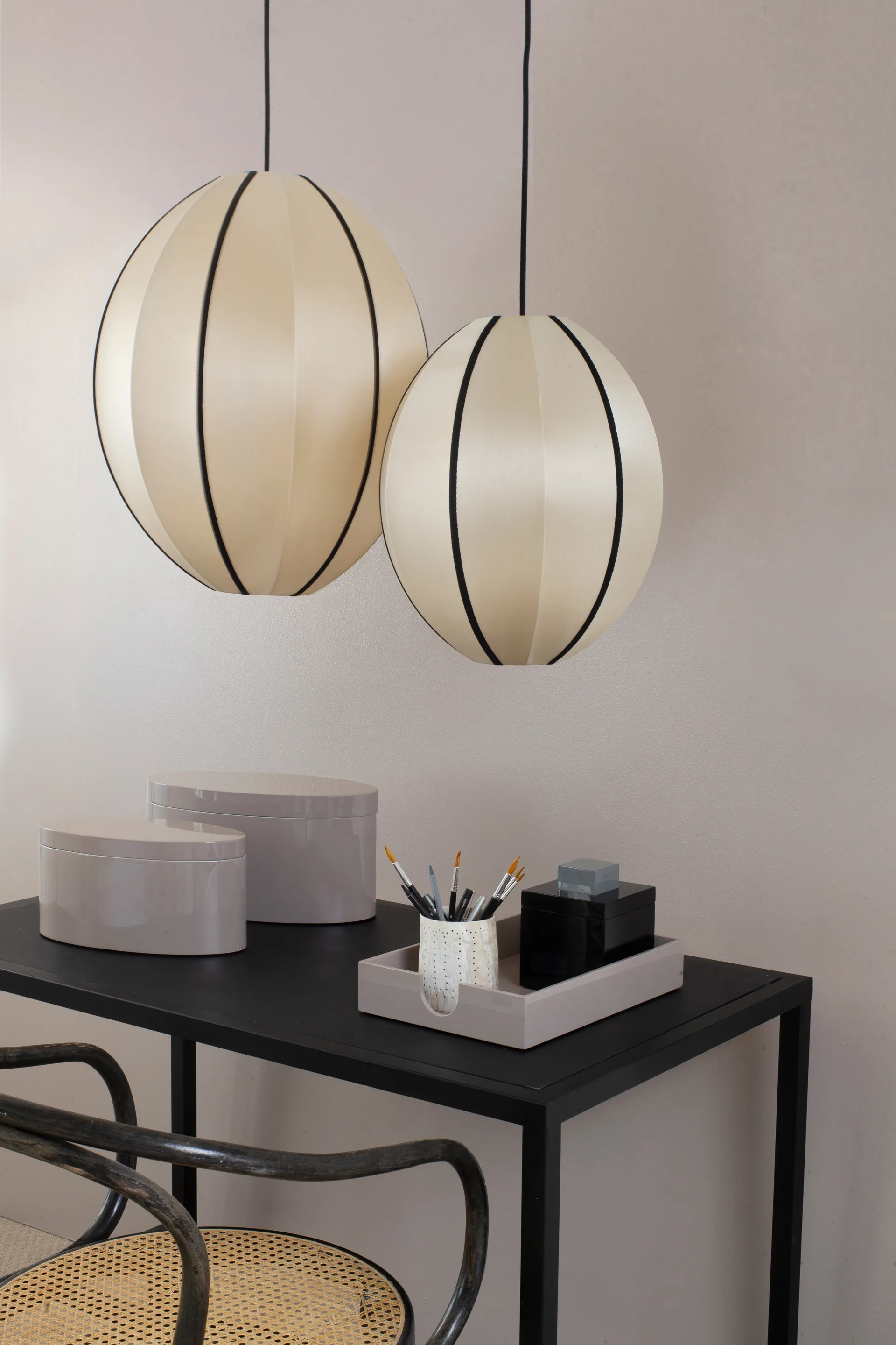 Indochina Classic Oval S lampskärm, Kit-black Oi Soi Oi