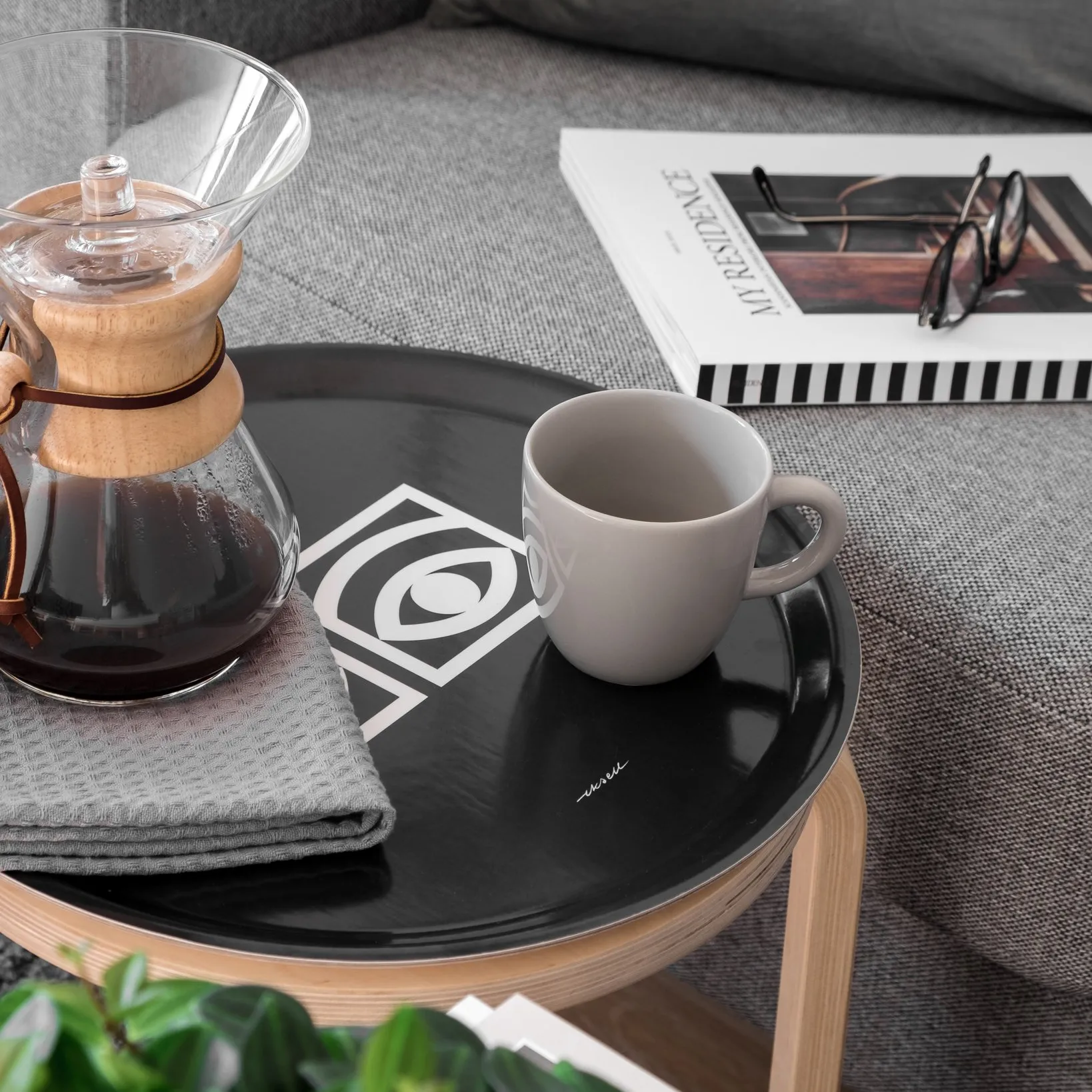 Ögon bricka Ø38 cm, Svart Olle Eksell