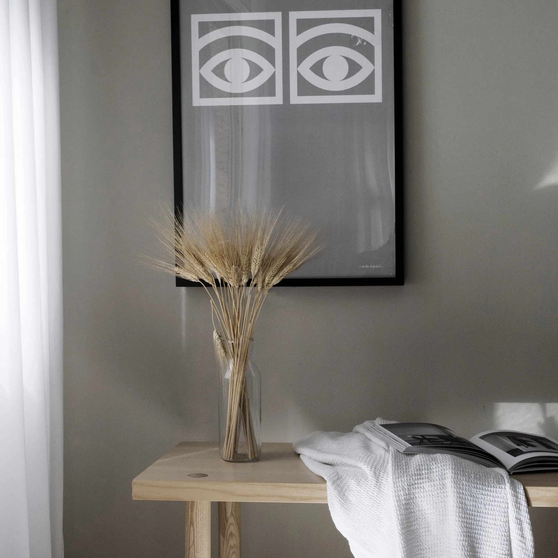 Ögon grå poster, 50x70 cm Olle Eksell