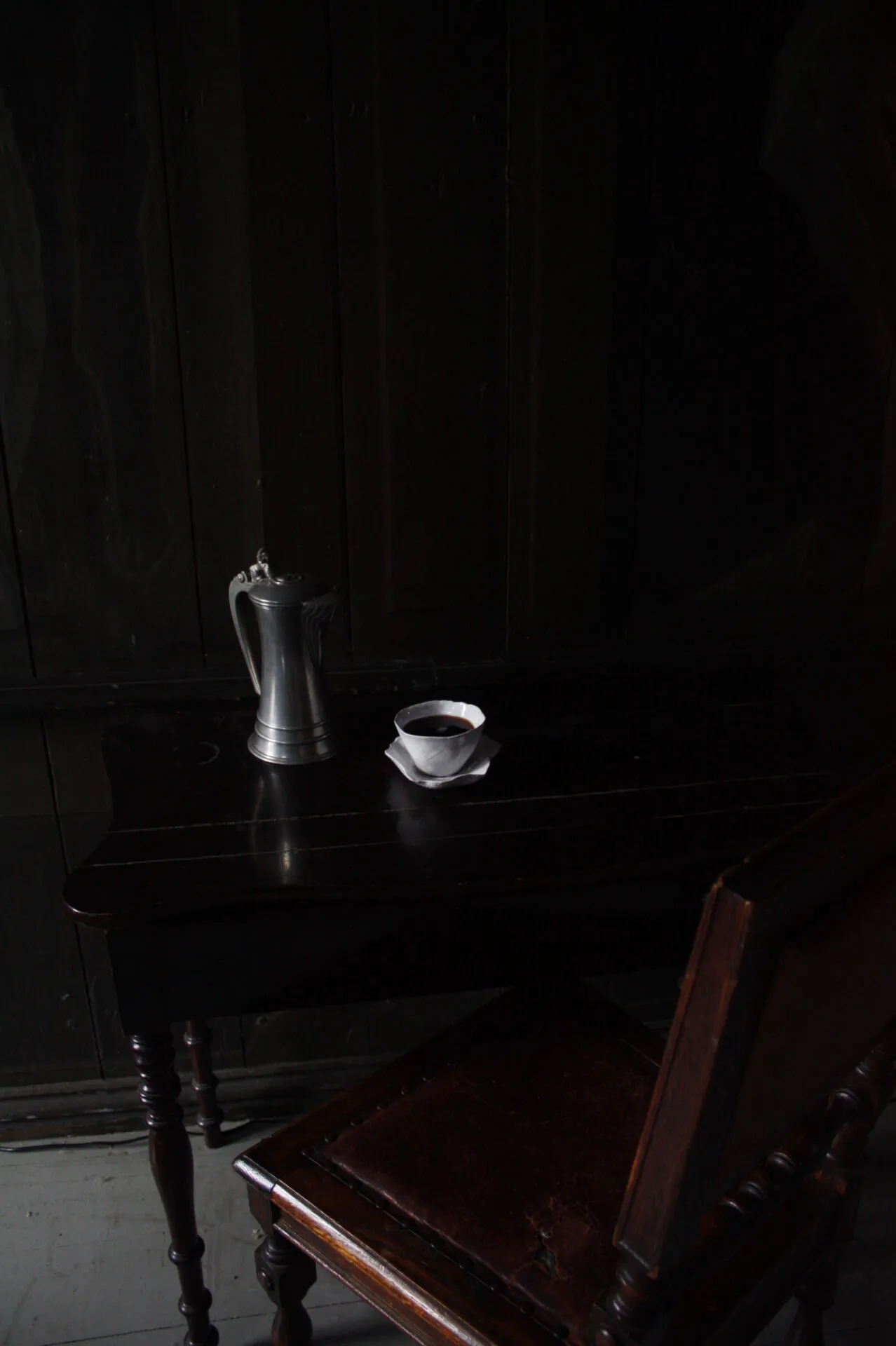 Clair kopp med fat, Vit Olsson & Jensen