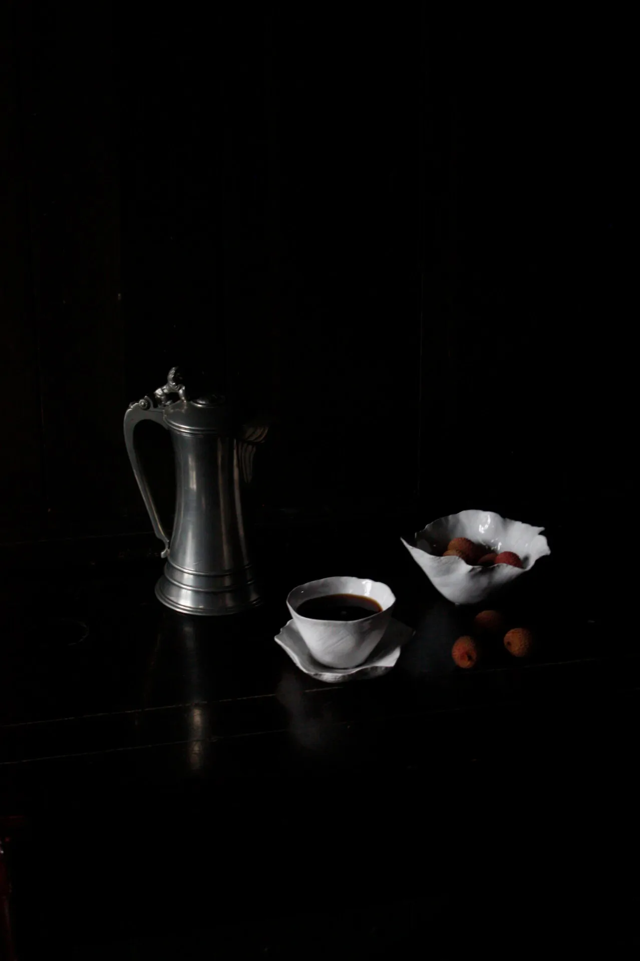 Clair kopp med fat, Vit Olsson & Jensen