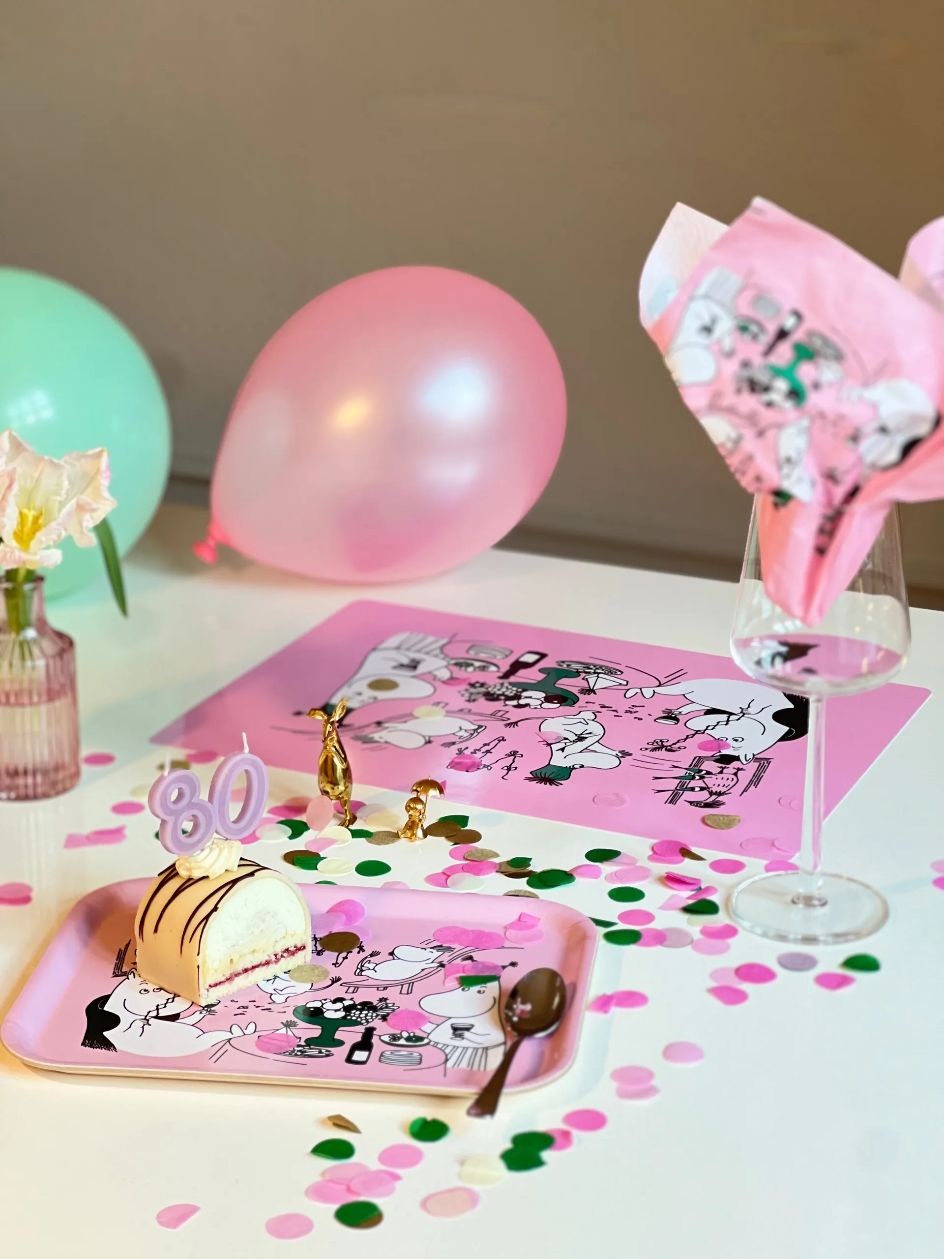 Moomin 80 bricka 20x27 cm, Rosa Opto Design