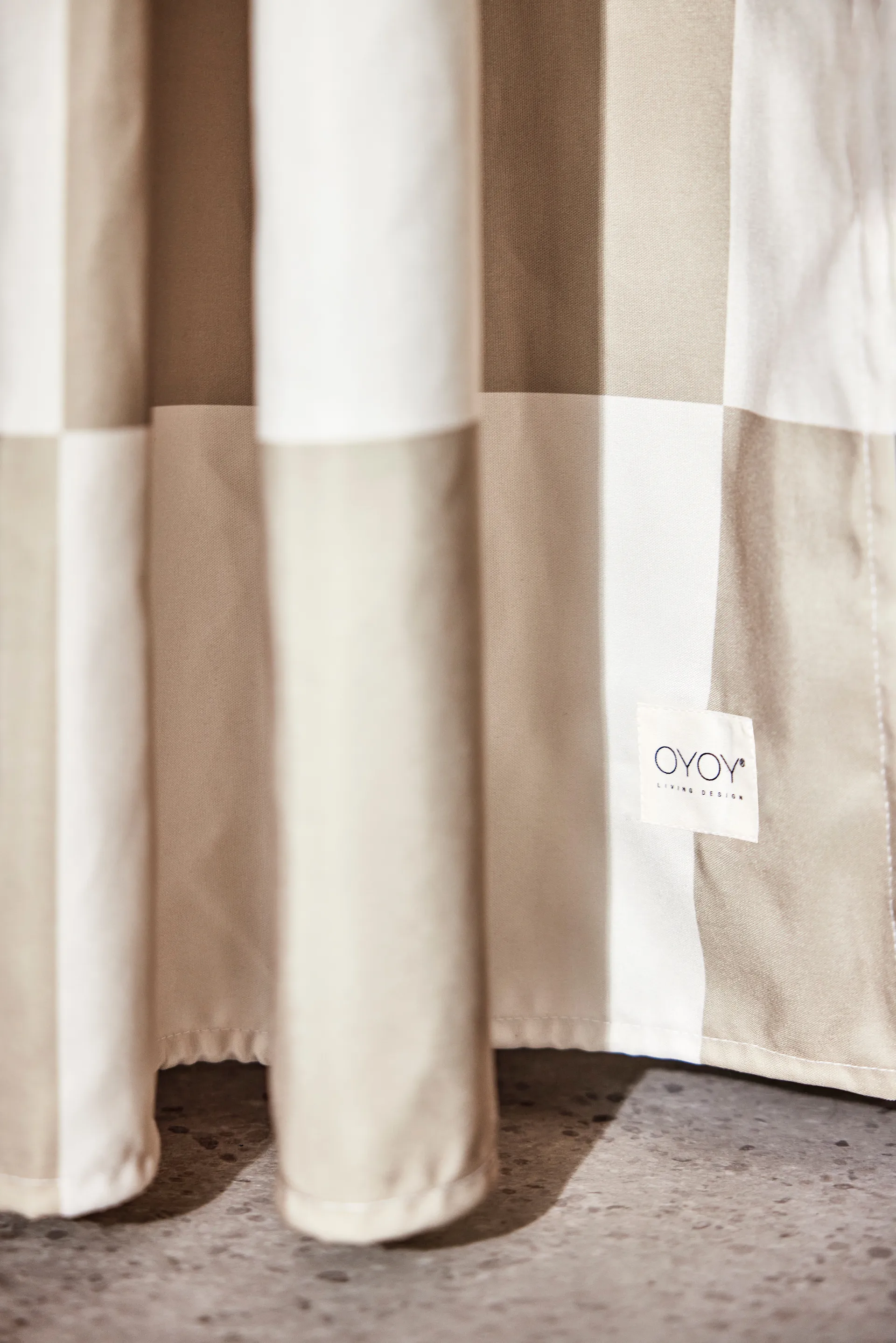 Chess duschdraperi 180x180 cm, Clay-offwhite OYOY