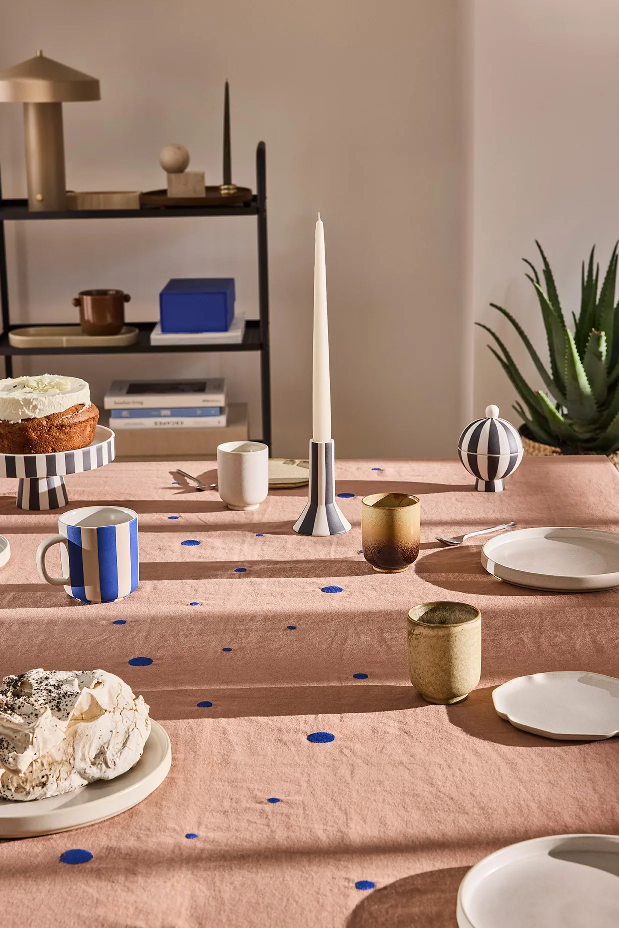 Nori bordsduk 140x260 cm, Terracotta-optic blue OYOY