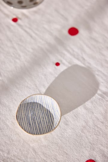 Nori bordsduk 140x260 cm - White-cherry red - OYOY