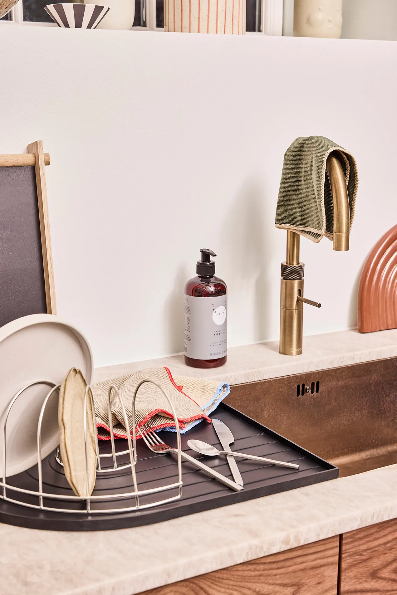 Pieni bricka small 23,5x36,5 cm, Black OYOY