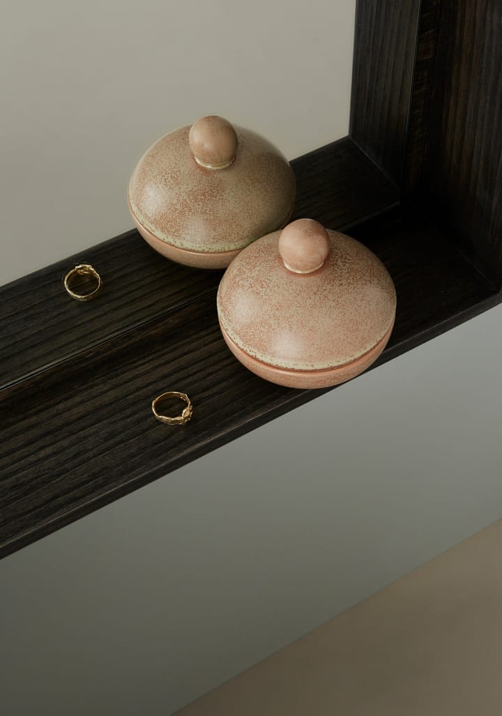 Saga Bonbonniere skål med lock låg Ø8 cm - Camel - OYOY