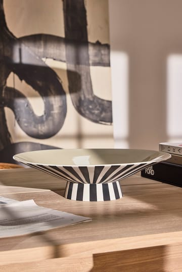 Toppu centerpiece låg 10,5xØ39 cm - Vanilla-black-white - OYOY