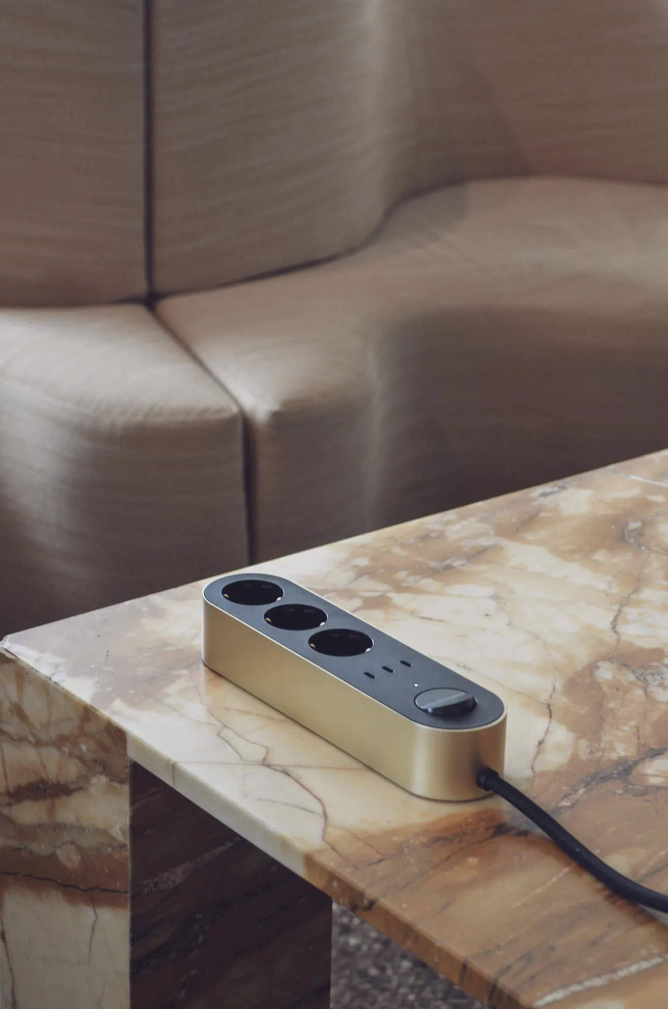 Edgar Power Bar grenuttag, Satin brass palett3