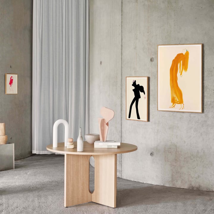 The Saffron Dress poster - 50x70 cm - Paper Collective