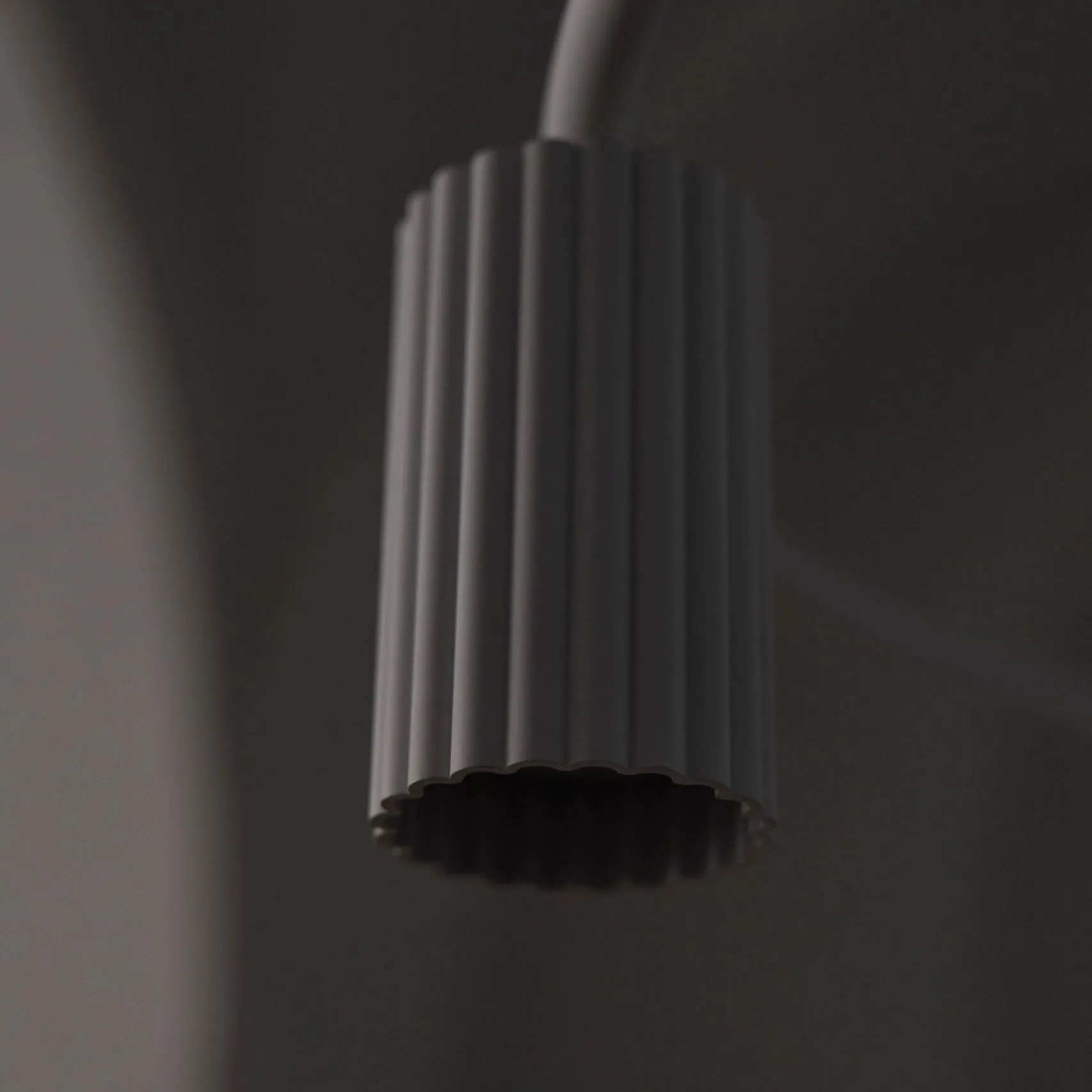 Donna Circle 60 taklampa, Black ink Pholc