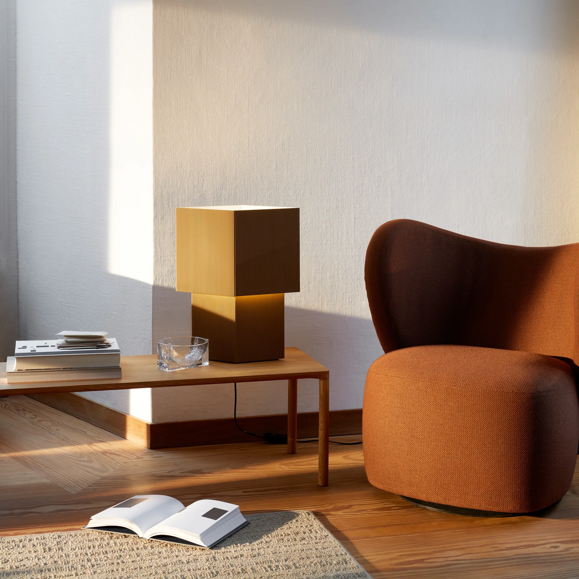 Romb 48 bordslampa, Cumin Pholc