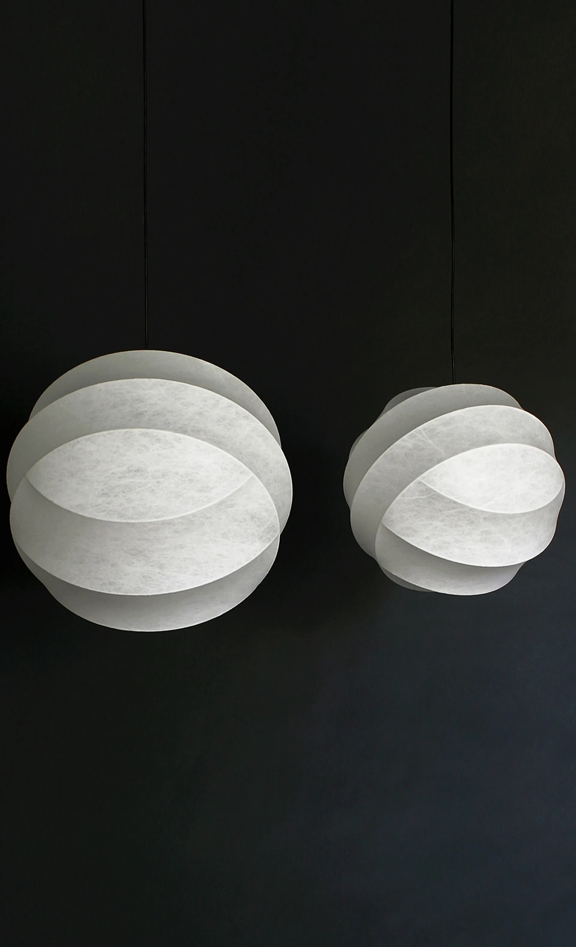 Turner 50 pendel, White Pholc