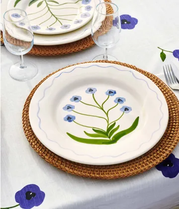 Madelen Möllard Pansy tallrik - Blue, 28 cm - Pick a Poppy