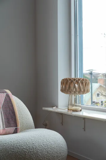 Signature 25 bordslampa - Amber-björk, Ø28x34 cm - Pilke