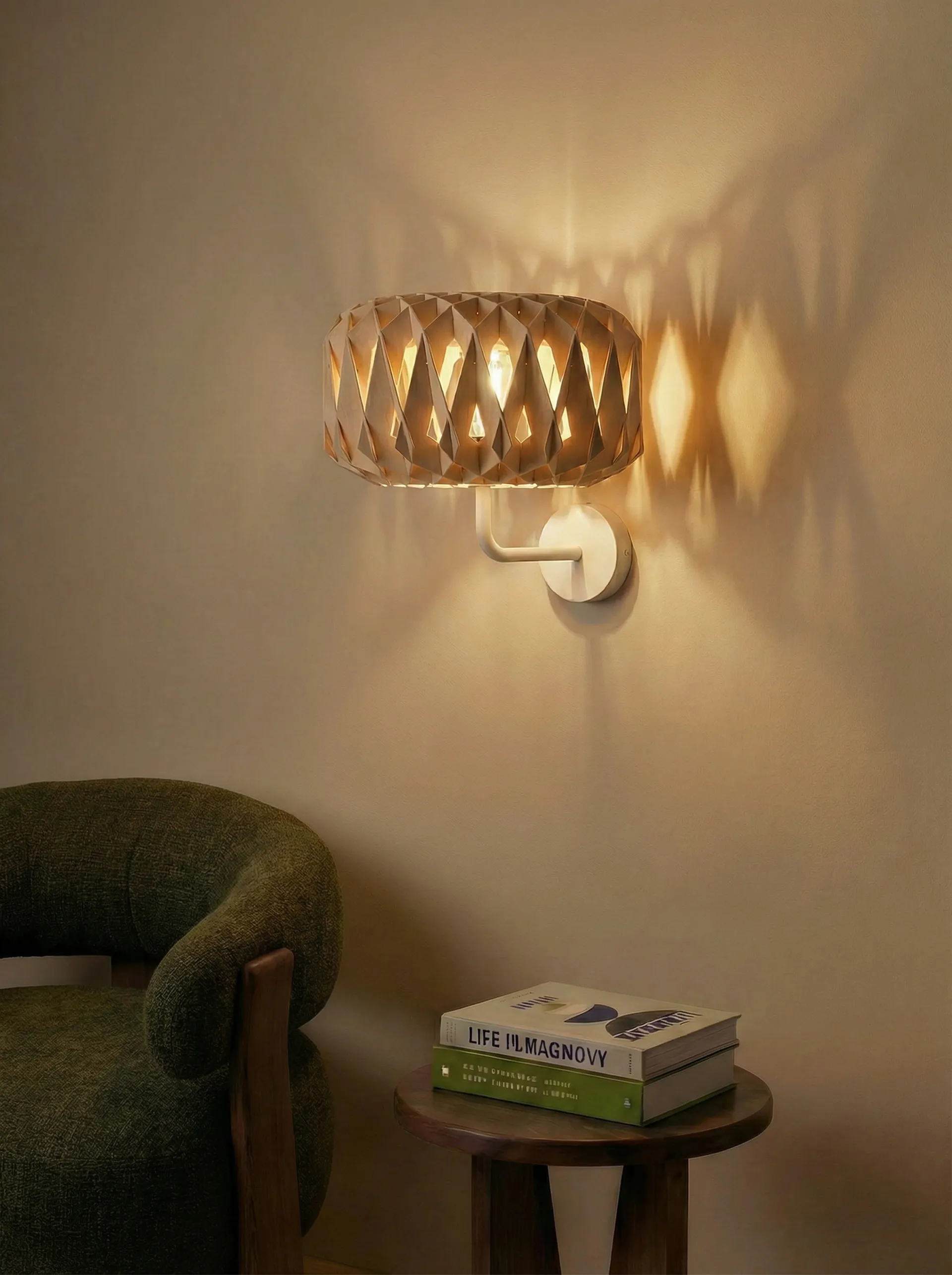 Signature 25 vägglampa, Björk, Ø28x15,5 cm Pilke