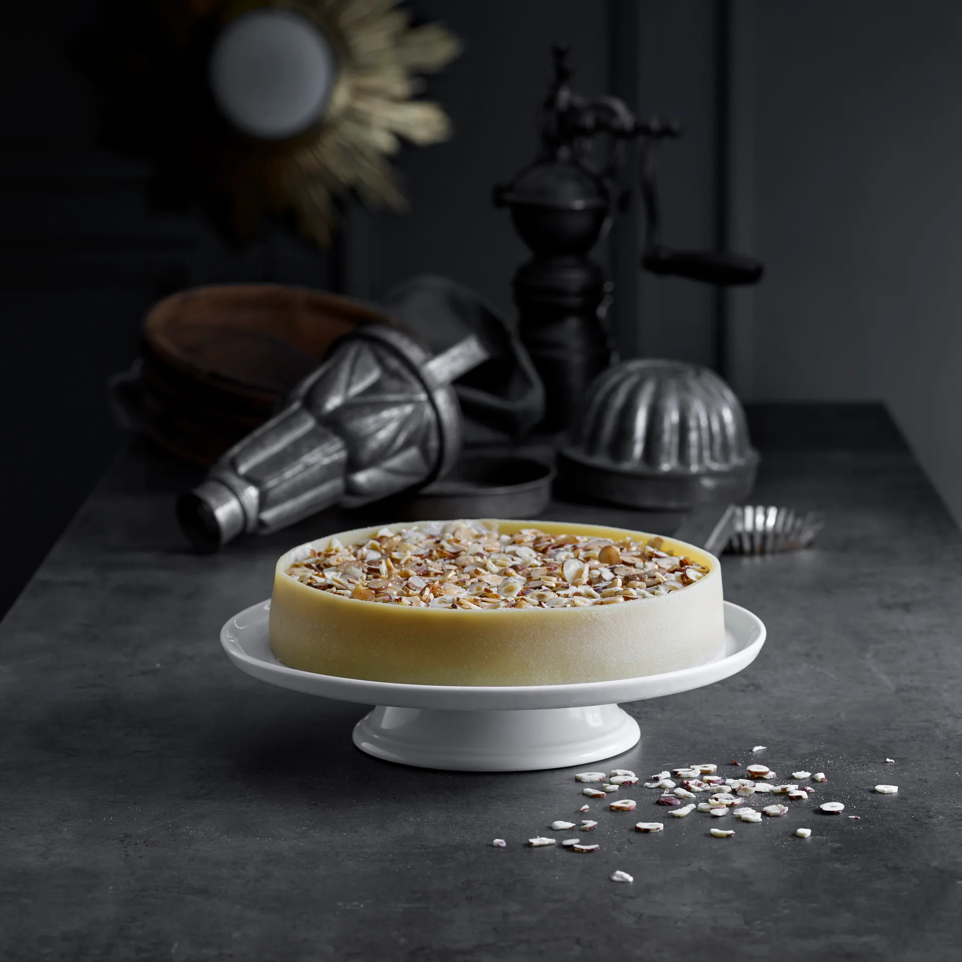 Pillivuyt tårtfat på fot Ø30 cm, Vit Pillivuyt