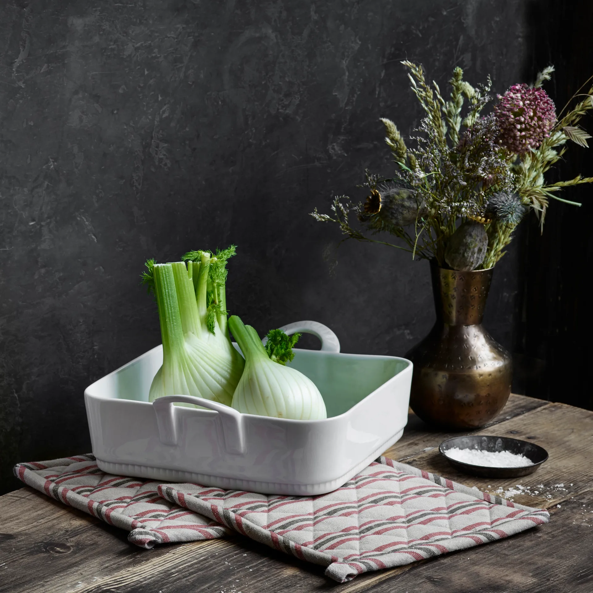 Toulouse kvadratfat med handtag, Mellan Pillivuyt