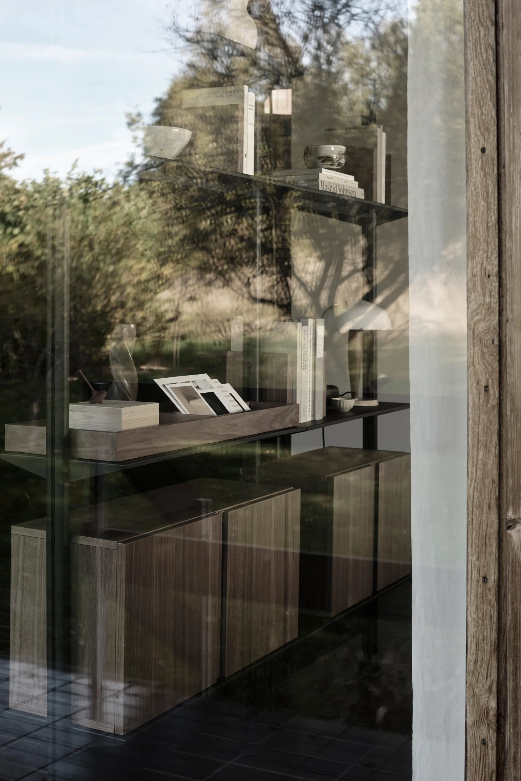 Pira G2 hyllsystem F C A Black/Walnut 248-255 cm Pira