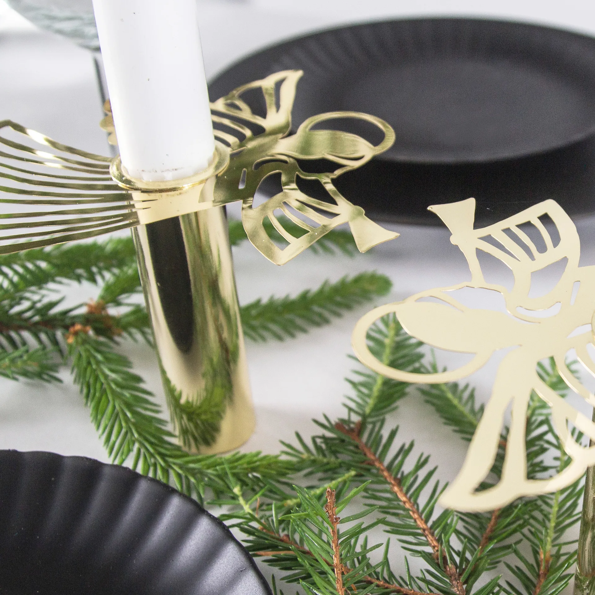 Ljusstake flygande ängel, Guld Pluto Design