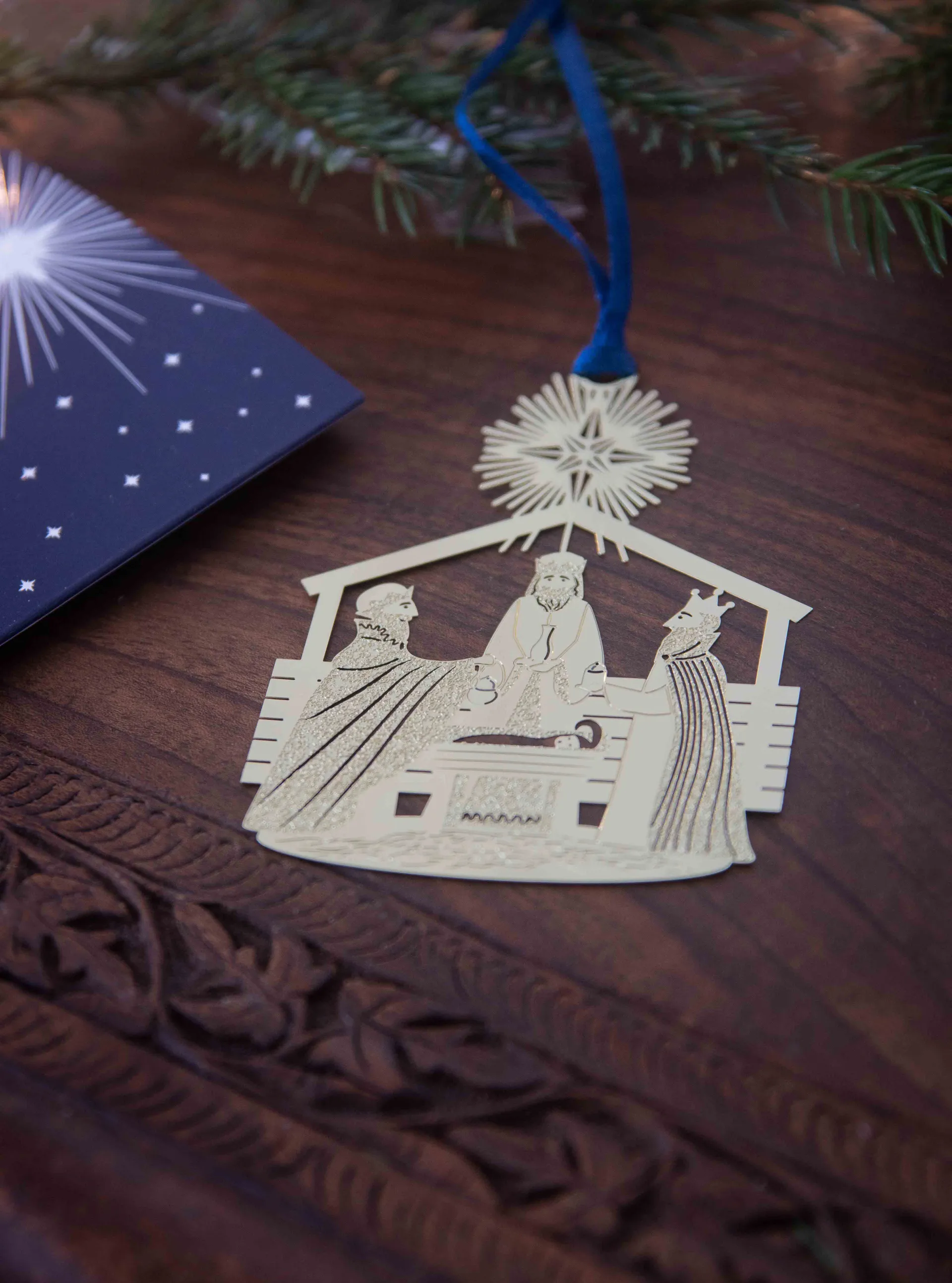 Star of Betlehem dekorationshänge, Guld Pluto Design