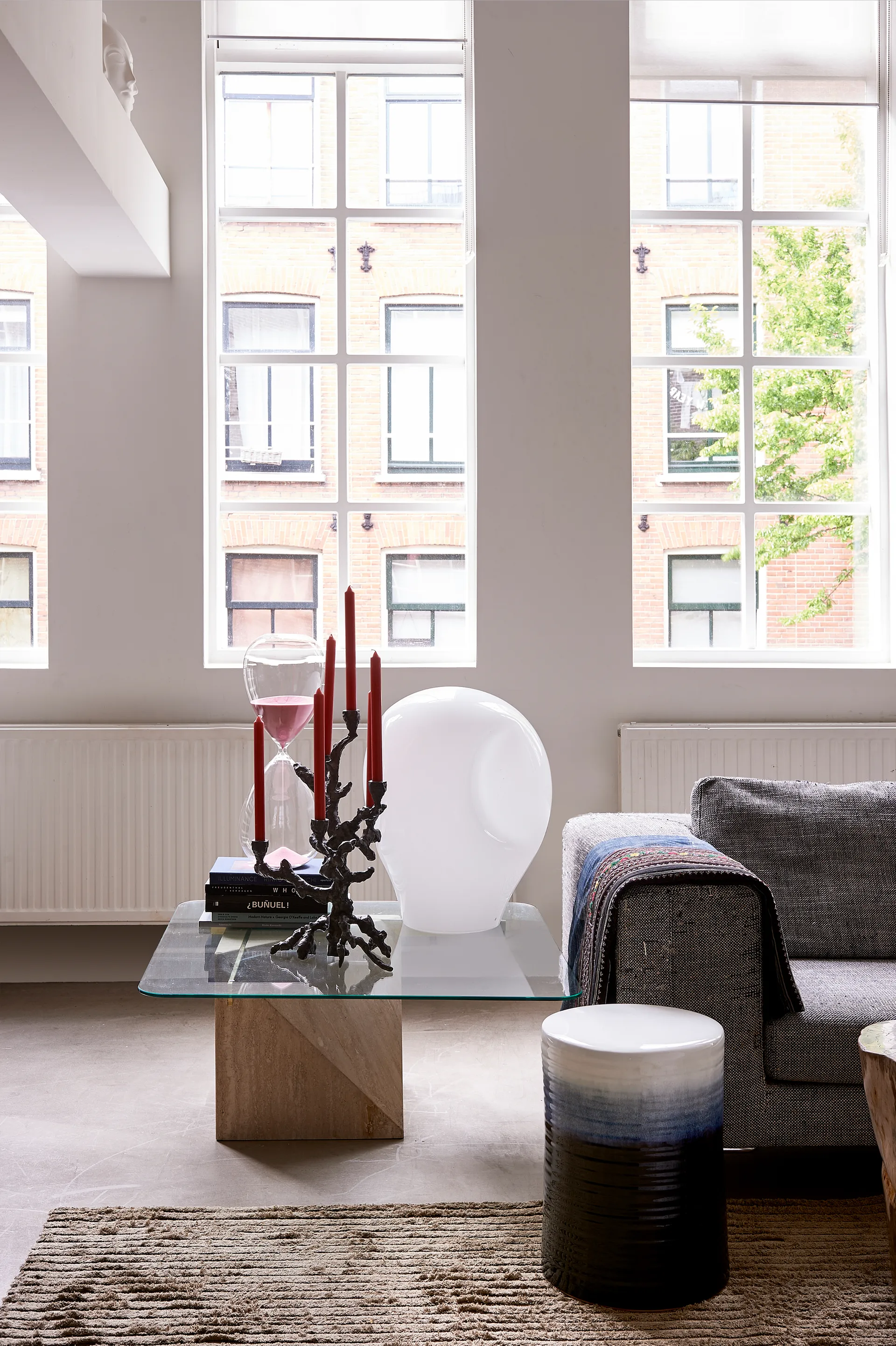 Apple tree ljusstake L 53 cm, Mörkgrå POLSPOTTEN