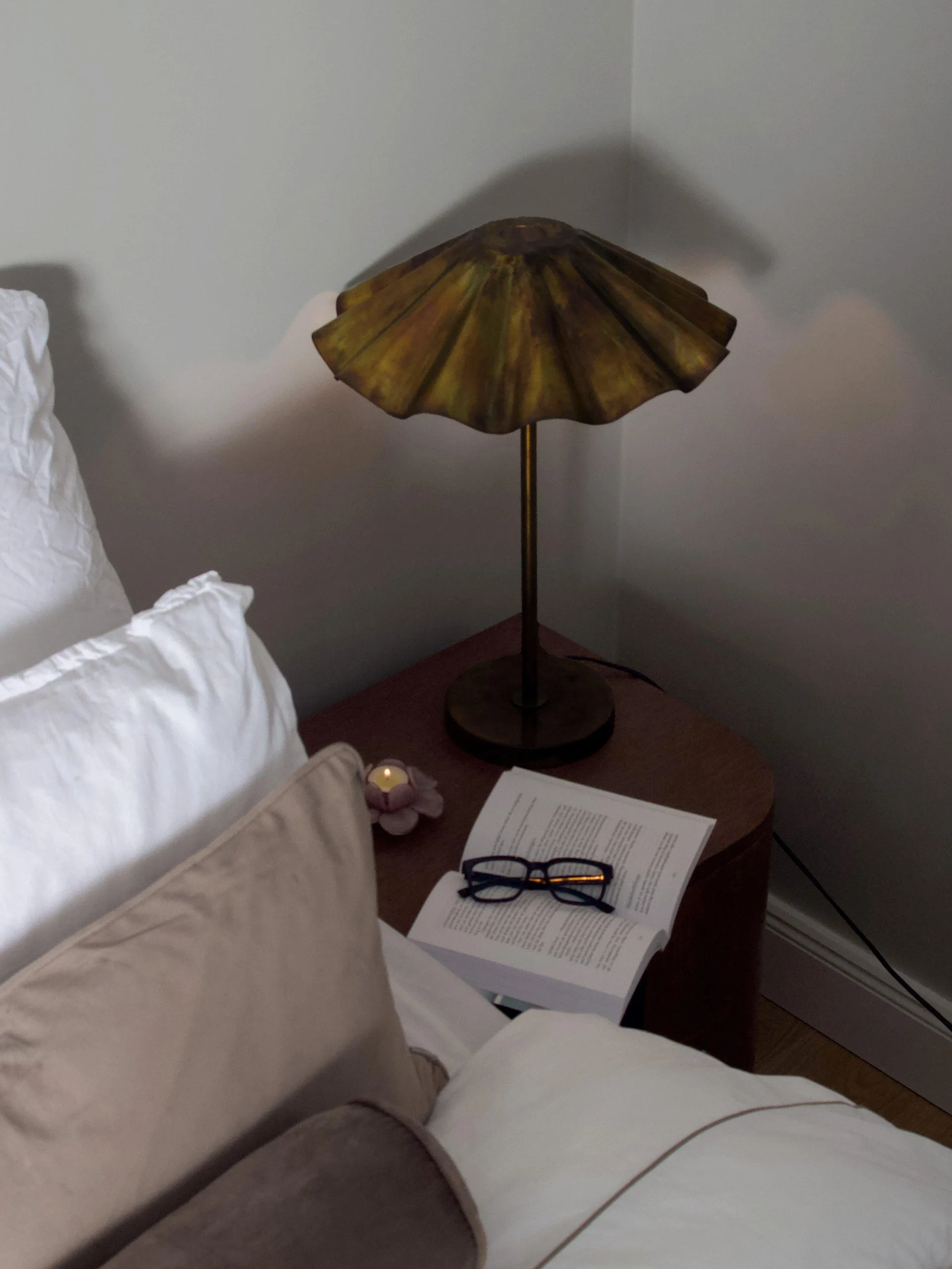 Aira bordslampa, Bränd mässing, 54 cm PR Home