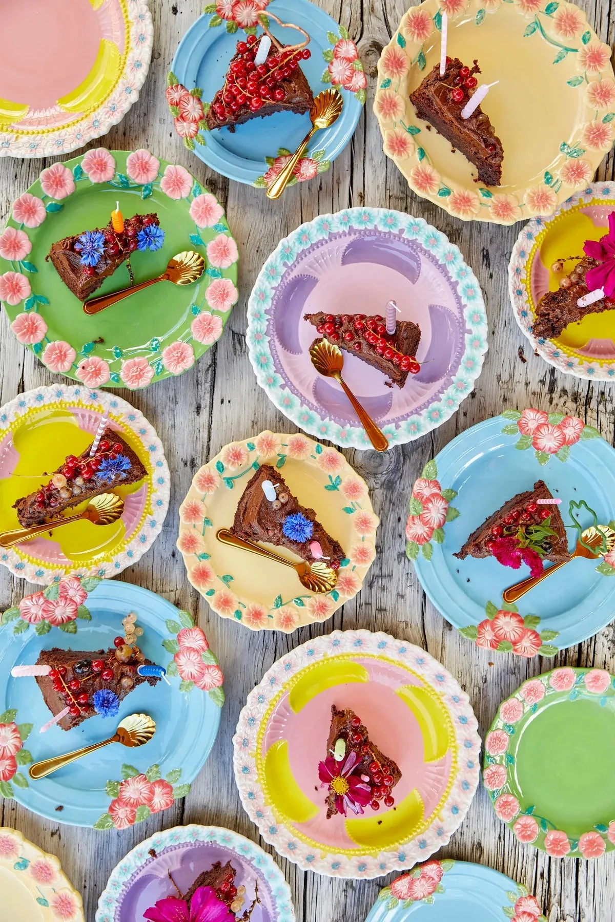 Rice Embossed Flower assiett Ø20 cm, Sage green RICE