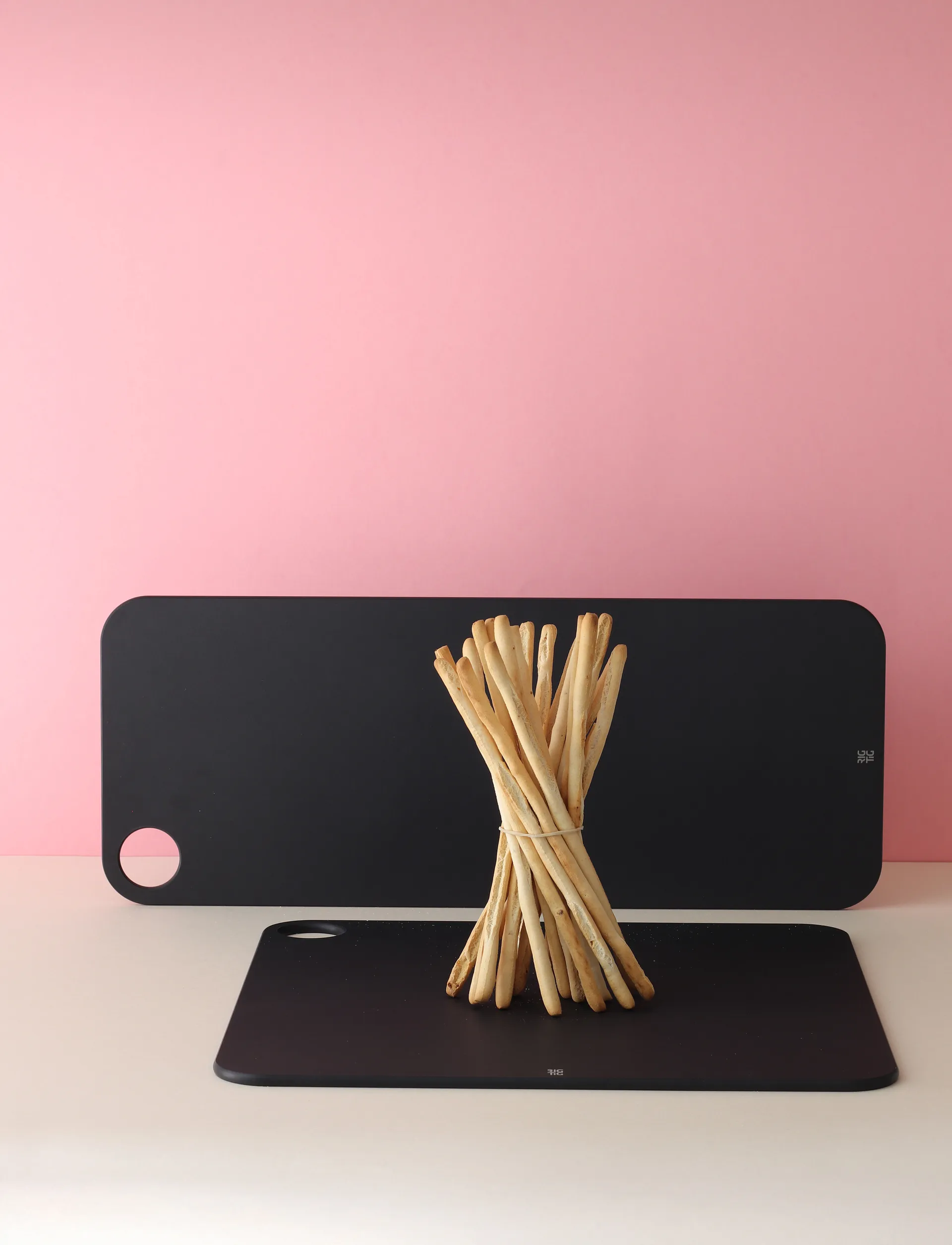 CUT-IT pizza skärbräda black, 34 cm RIG-TIG